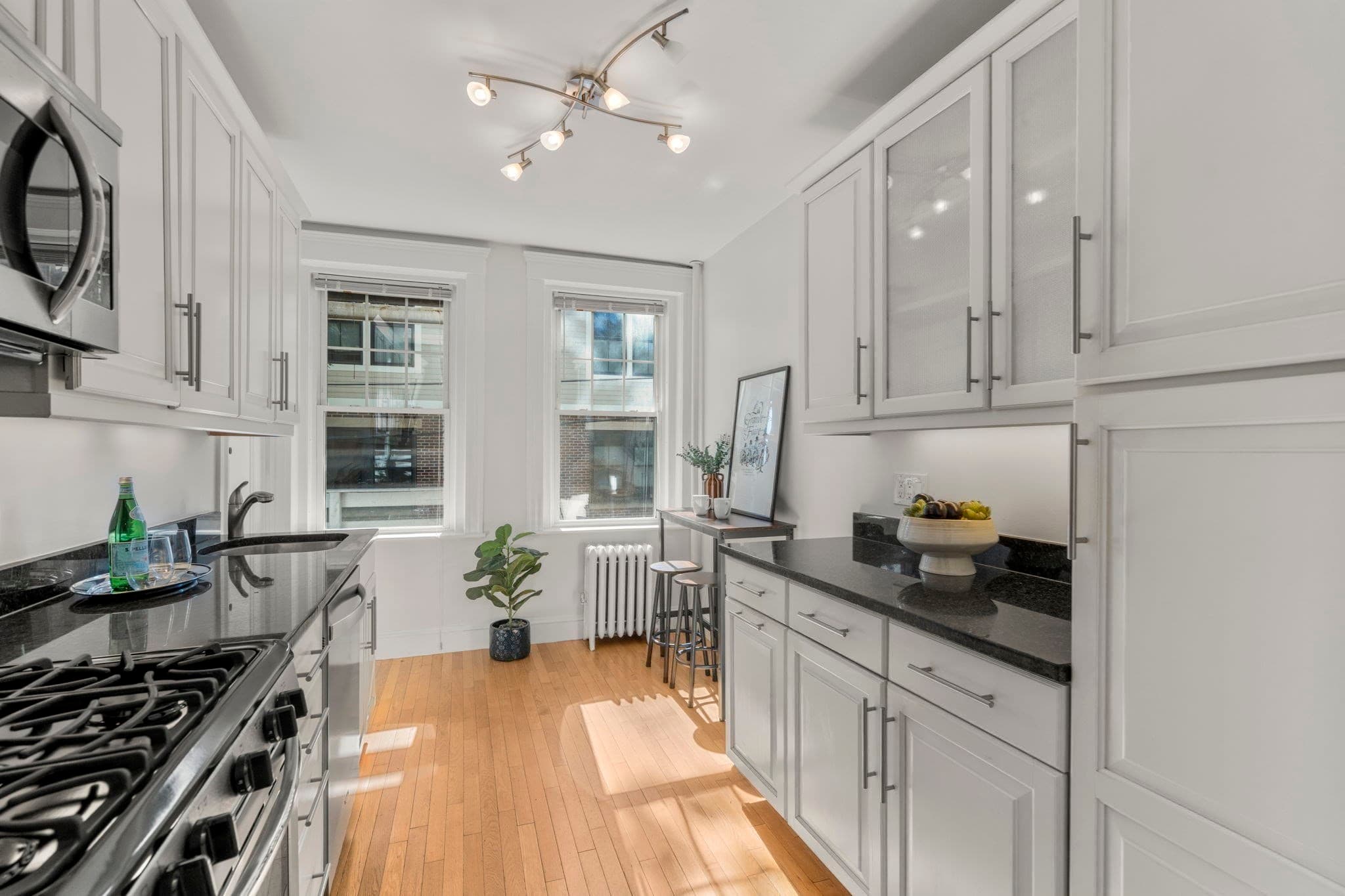 Condominium at 36 Dwight St # 4, Brookline MA 02446, Brookline, photo 3 of 32