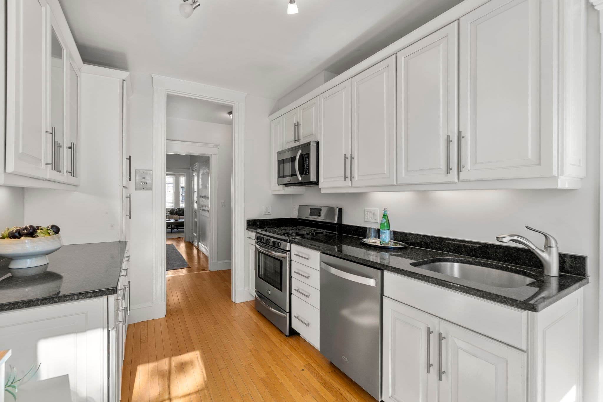 Condominium at 36 Dwight St # 4, Brookline MA 02446, Brookline, photo 5 of 32