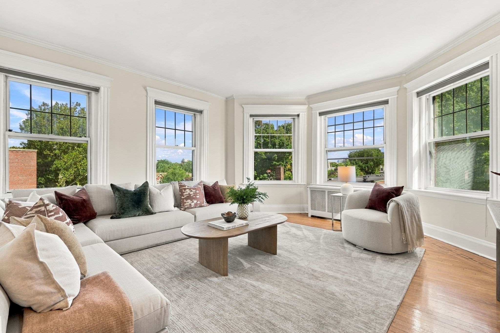 59 Alton Pl # 5, Brookline MA 02446