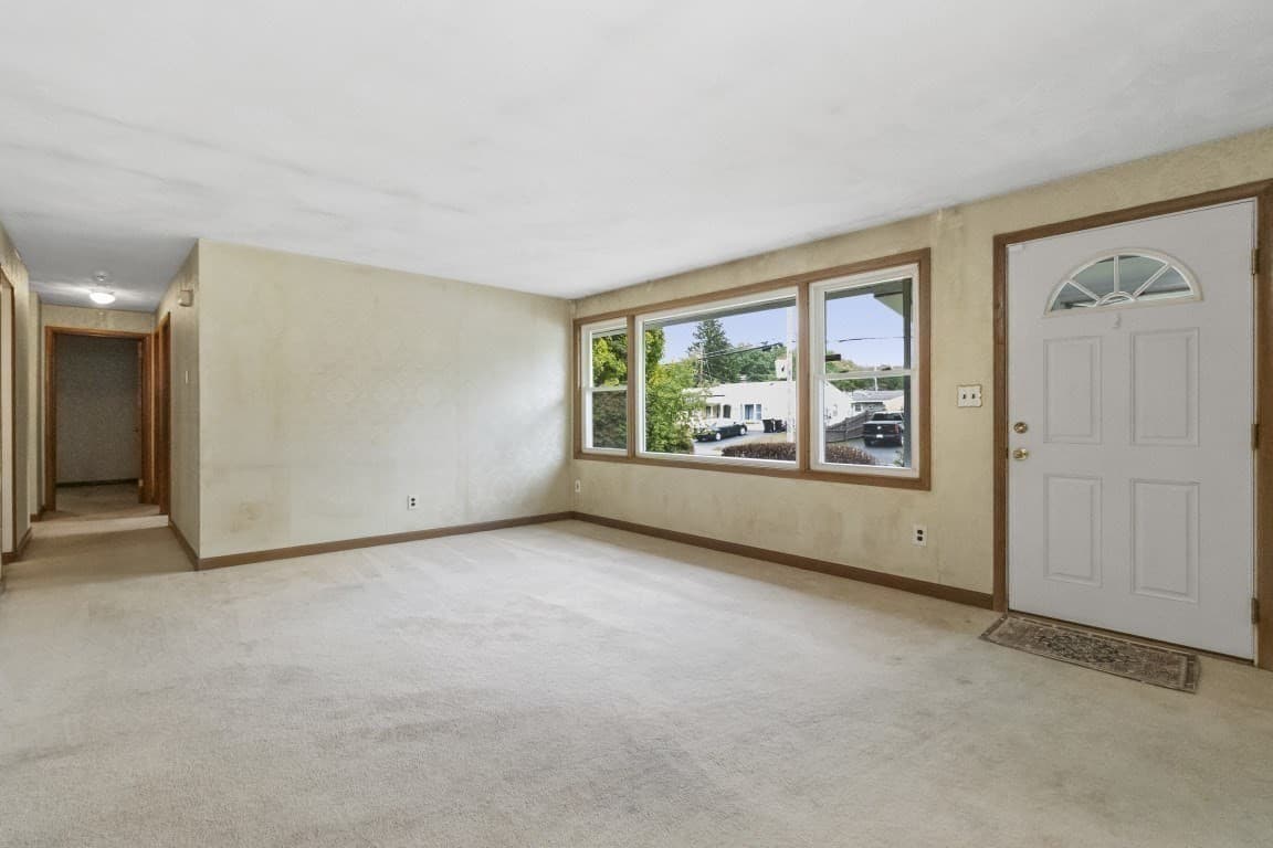 Single Family Residence at 68 Colgate Rd, Brockton MA 02302, Brockton, photo 6 of 20