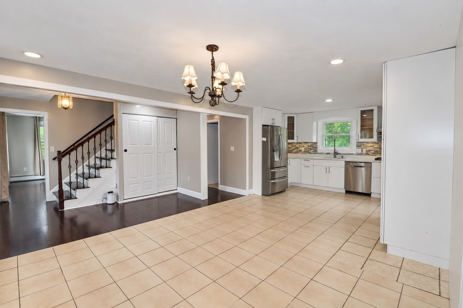 Single Family Residence at 33 Summer St, Tyngsborough MA 01879, Tyngsborough, photo 10 of 30