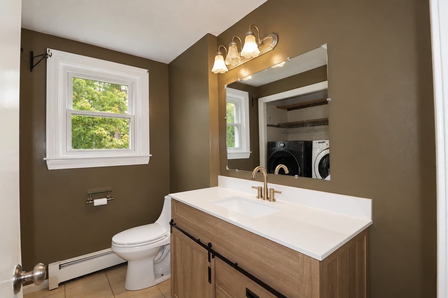Single Family Residence at 33 Summer St, Tyngsborough MA 01879, Tyngsborough, photo 11 of 30