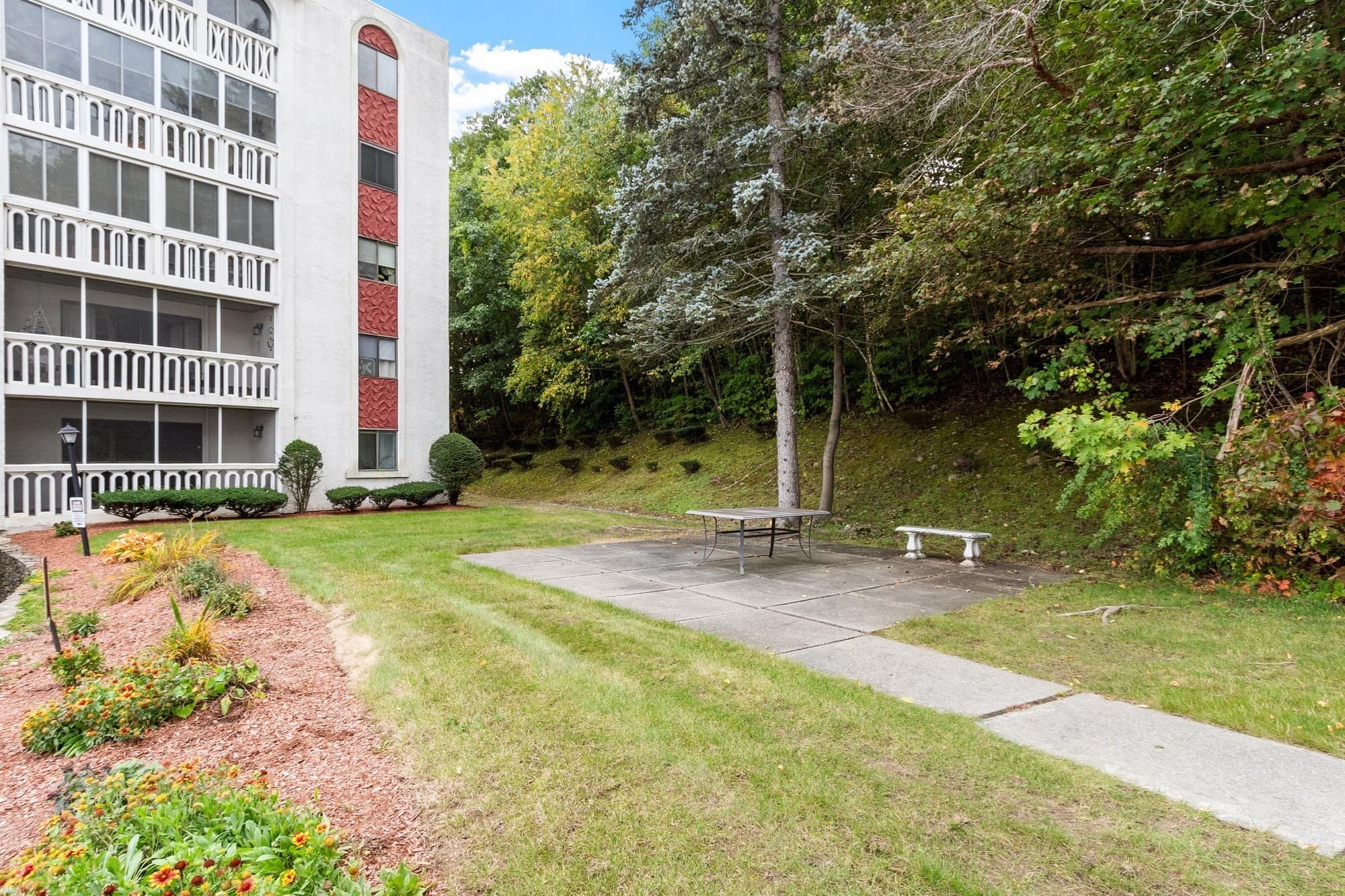 Condominium at 855 John Fitch Hwy # 17, Fitchburg MA 01420, Fitchburg, photo 3 of 28