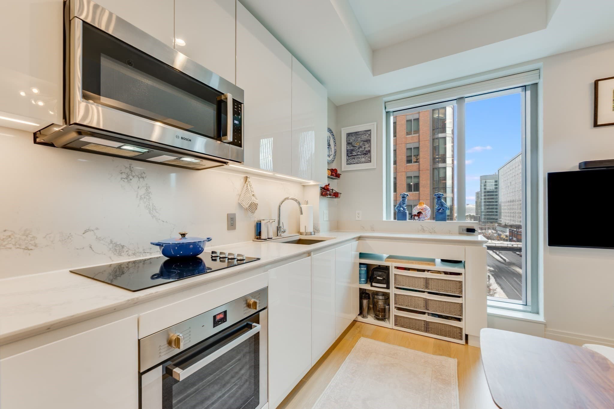 Condominium at 135 Seaport Blvd # 818, Boston MA 02210, Boston, photo 6 of 29