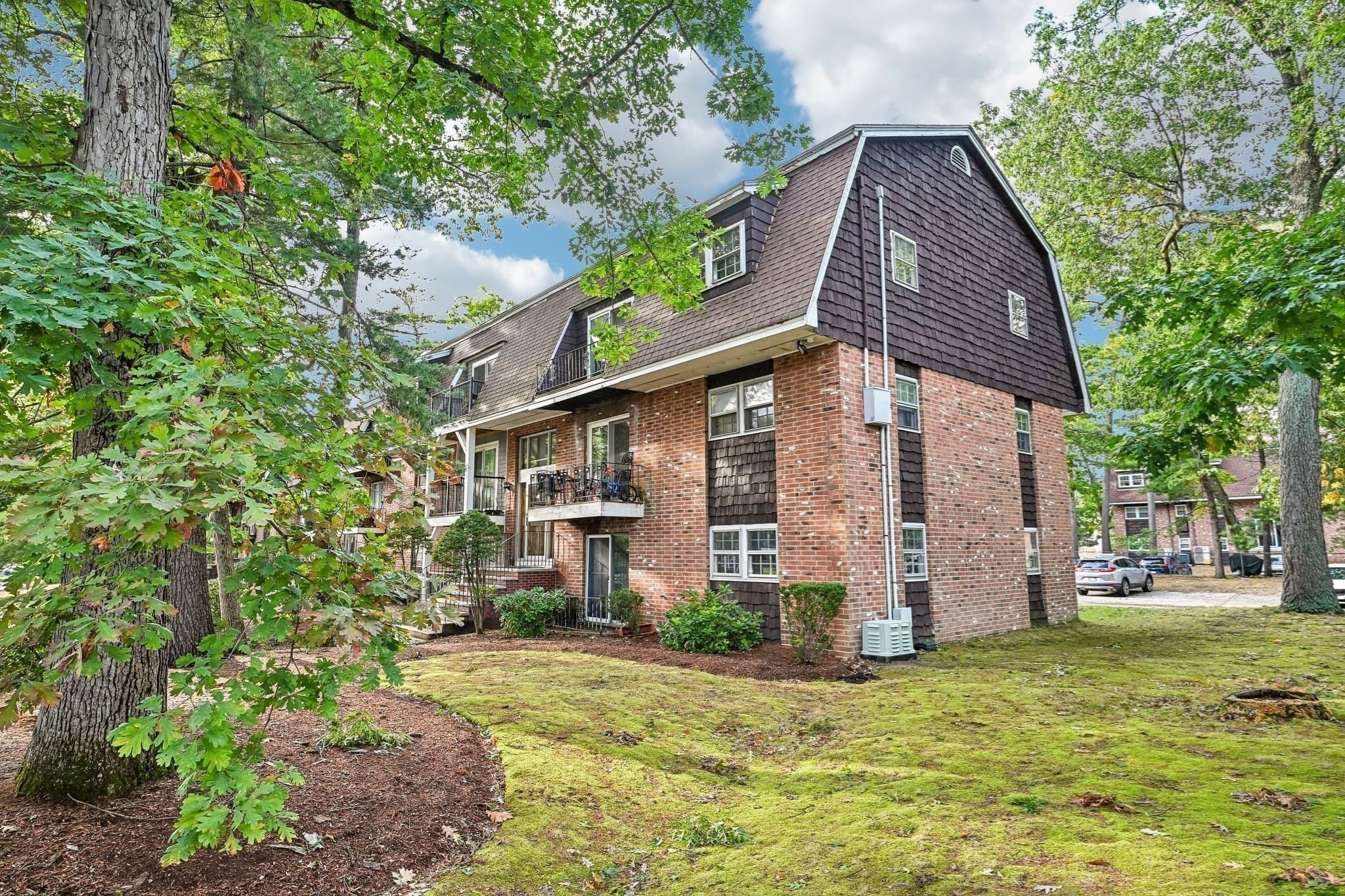 Condominium at 77 Ford St # A, Methuen MA 01844, Methuen, photo 28 of 31