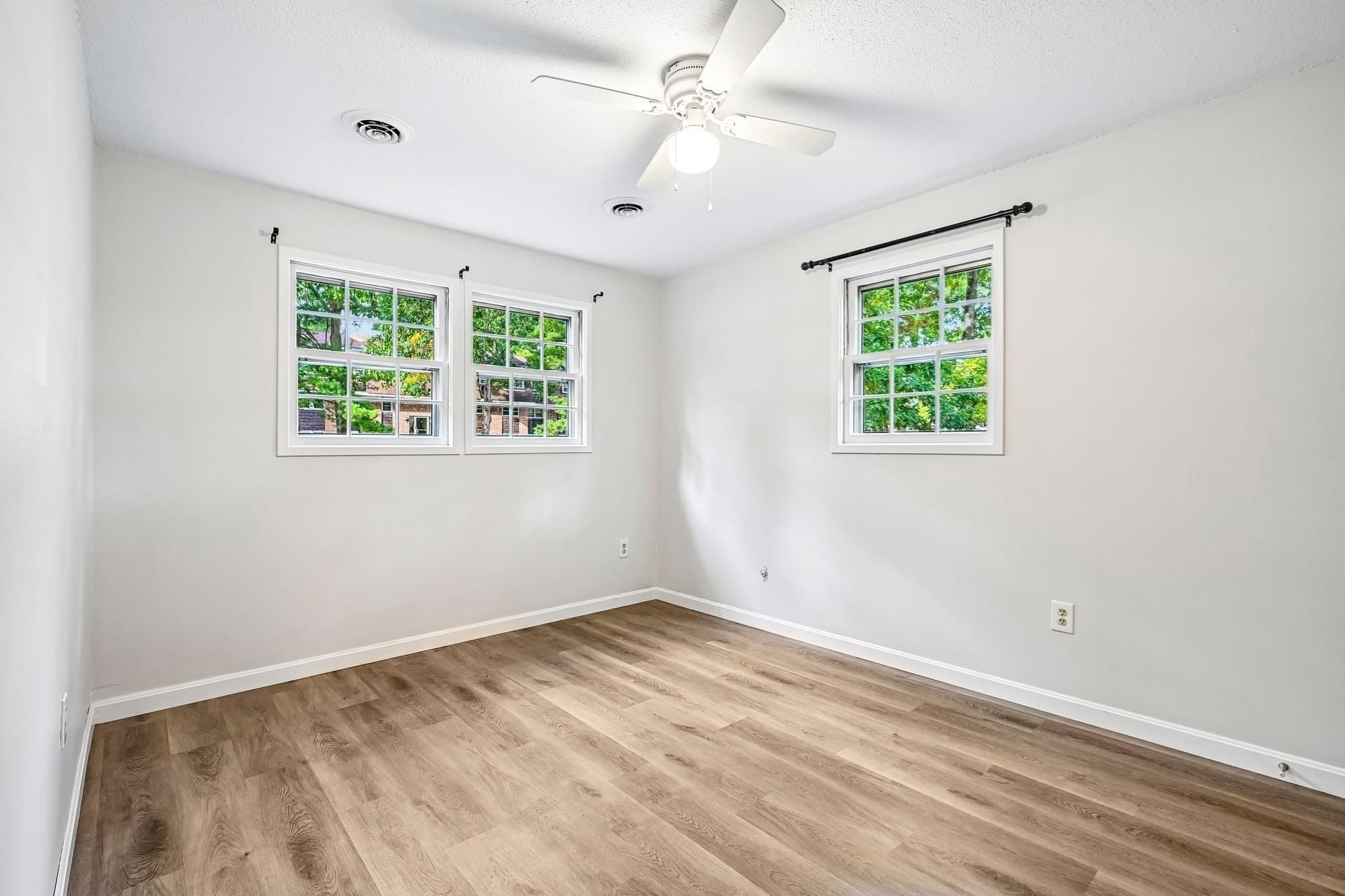 Condominium at 77 Ford St # A, Methuen MA 01844, Methuen, photo 15 of 31