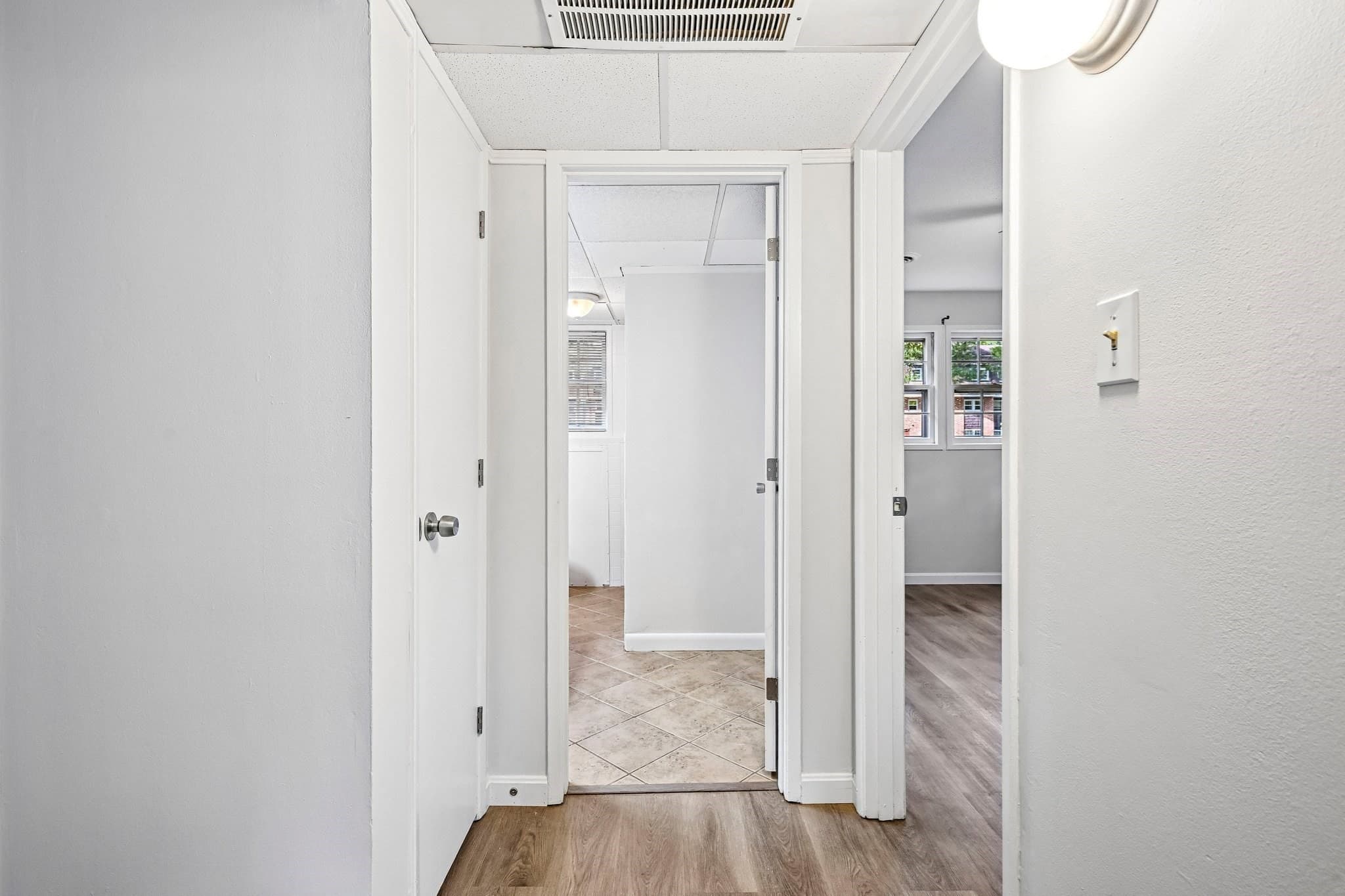 Condominium at 77 Ford St # A, Methuen MA 01844, Methuen, photo 19 of 31