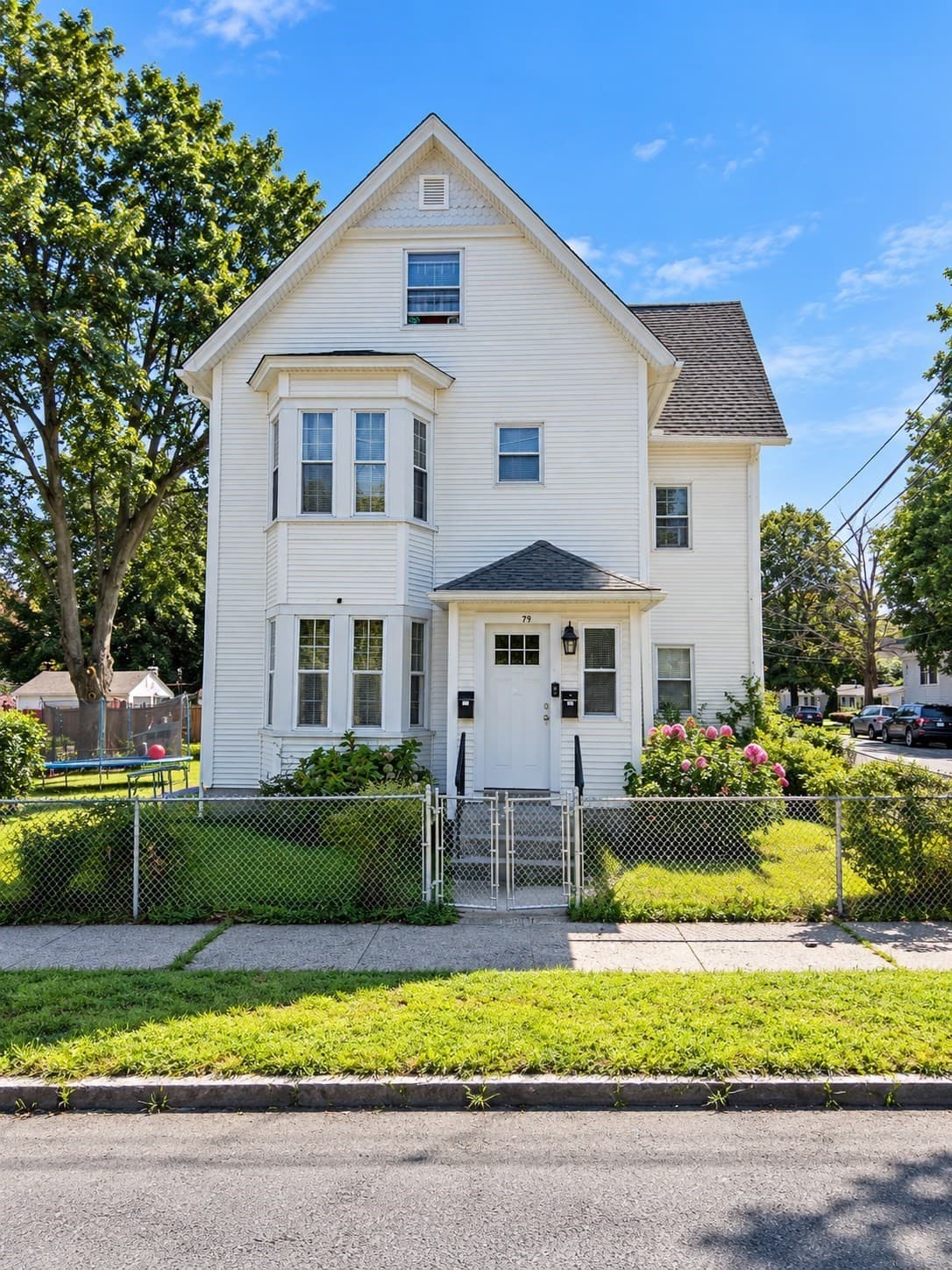 79 Oak Street, Springfield MA 01151