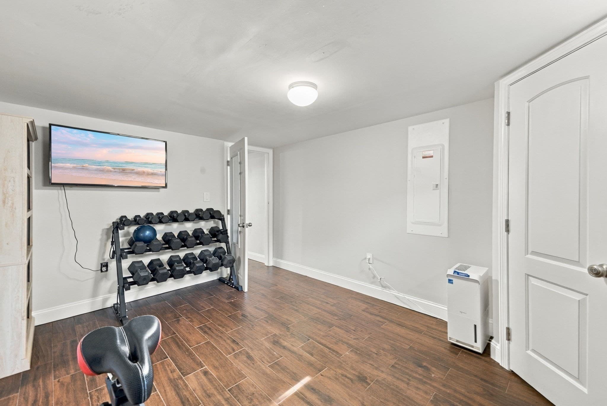 Single Family Residence at 106 Virginia Ave, Lowell MA 01852, Lowell, photo 22 of 41