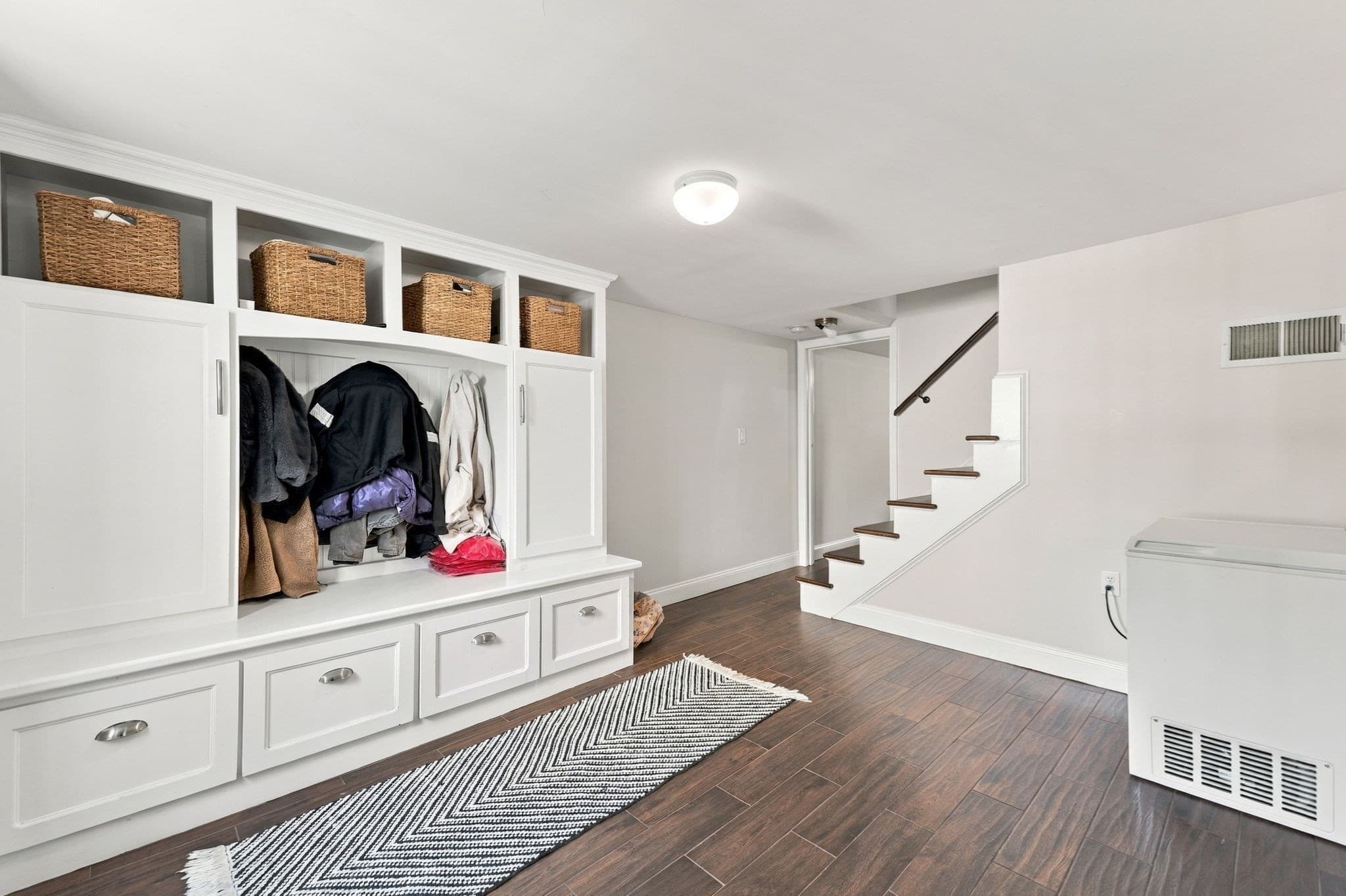 Single Family Residence at 106 Virginia Ave, Lowell MA 01852, Lowell, photo 24 of 41