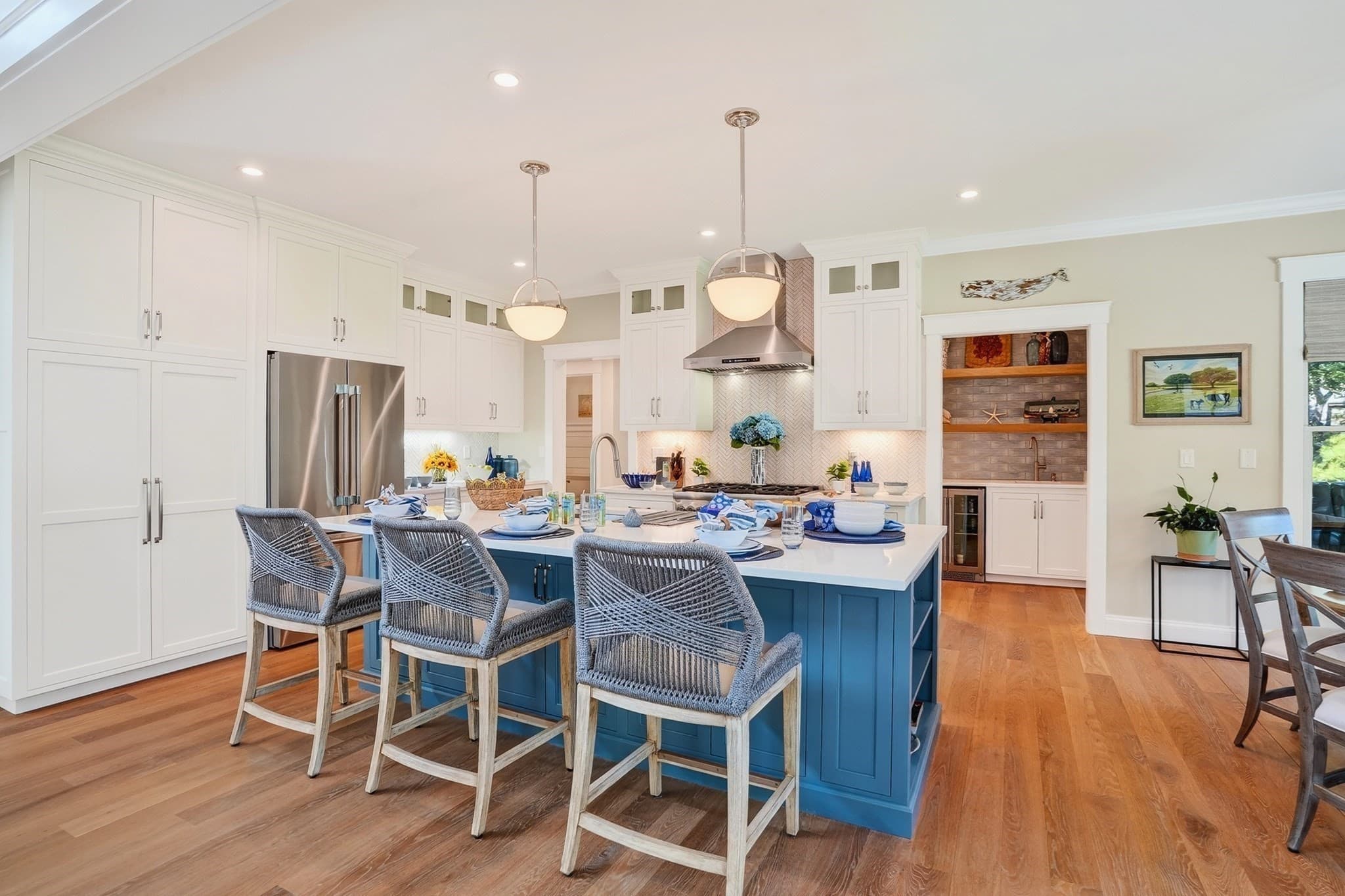 Single Family Residence at 32 Marthas Road, Edgartown MA 02539, Edgartown, photo 6 of 42