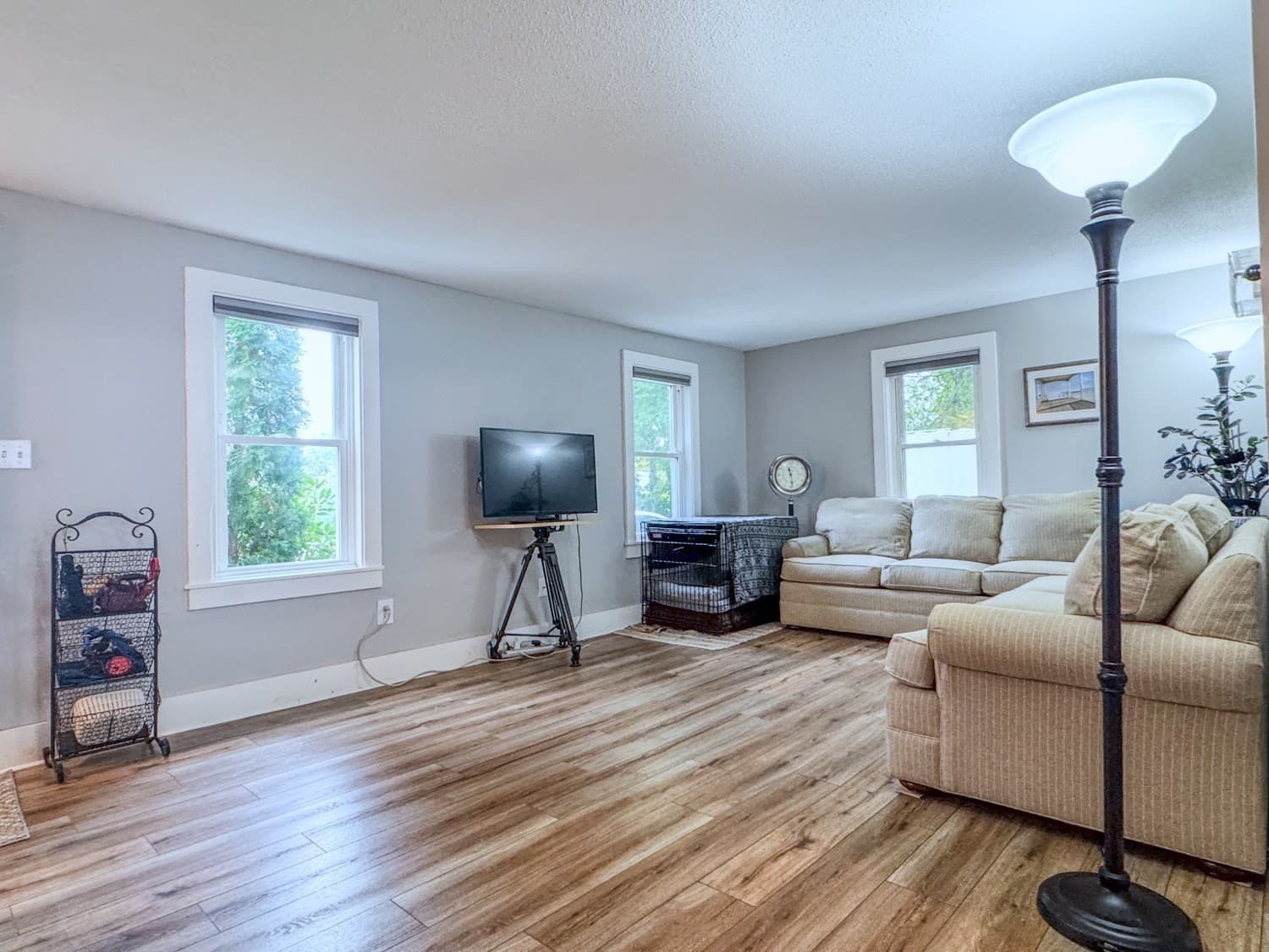 2 Family - 2 Units Side by Side at 33 Pleasant Street, Deerfield MA 01373, photo 5 of 42