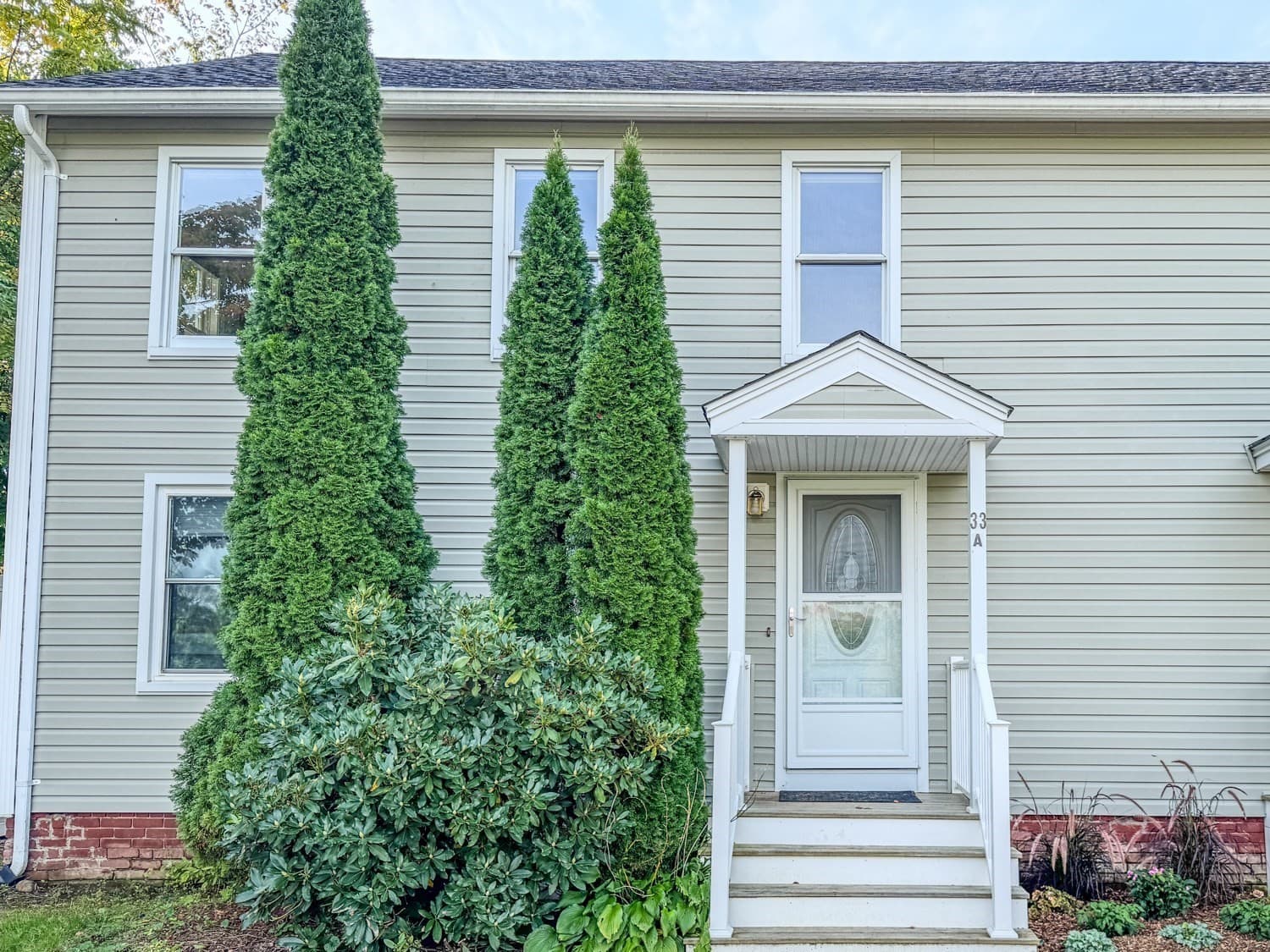 2 Family - 2 Units Side by Side at 33 Pleasant Street, Deerfield MA 01373, photo 4 of 42