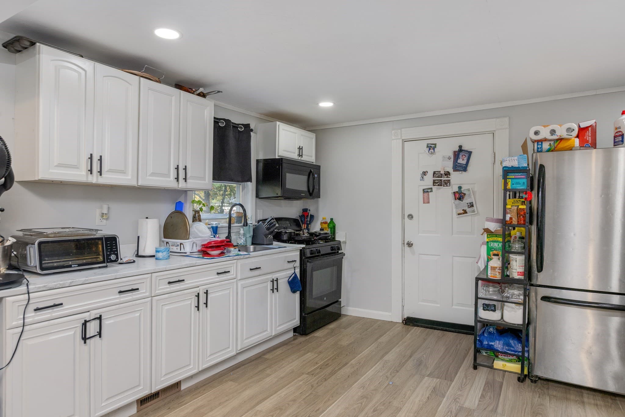 Multi Family at 112 Marshall St, Fitchburg MA 01420, Fitchburg, photo 7 of 36