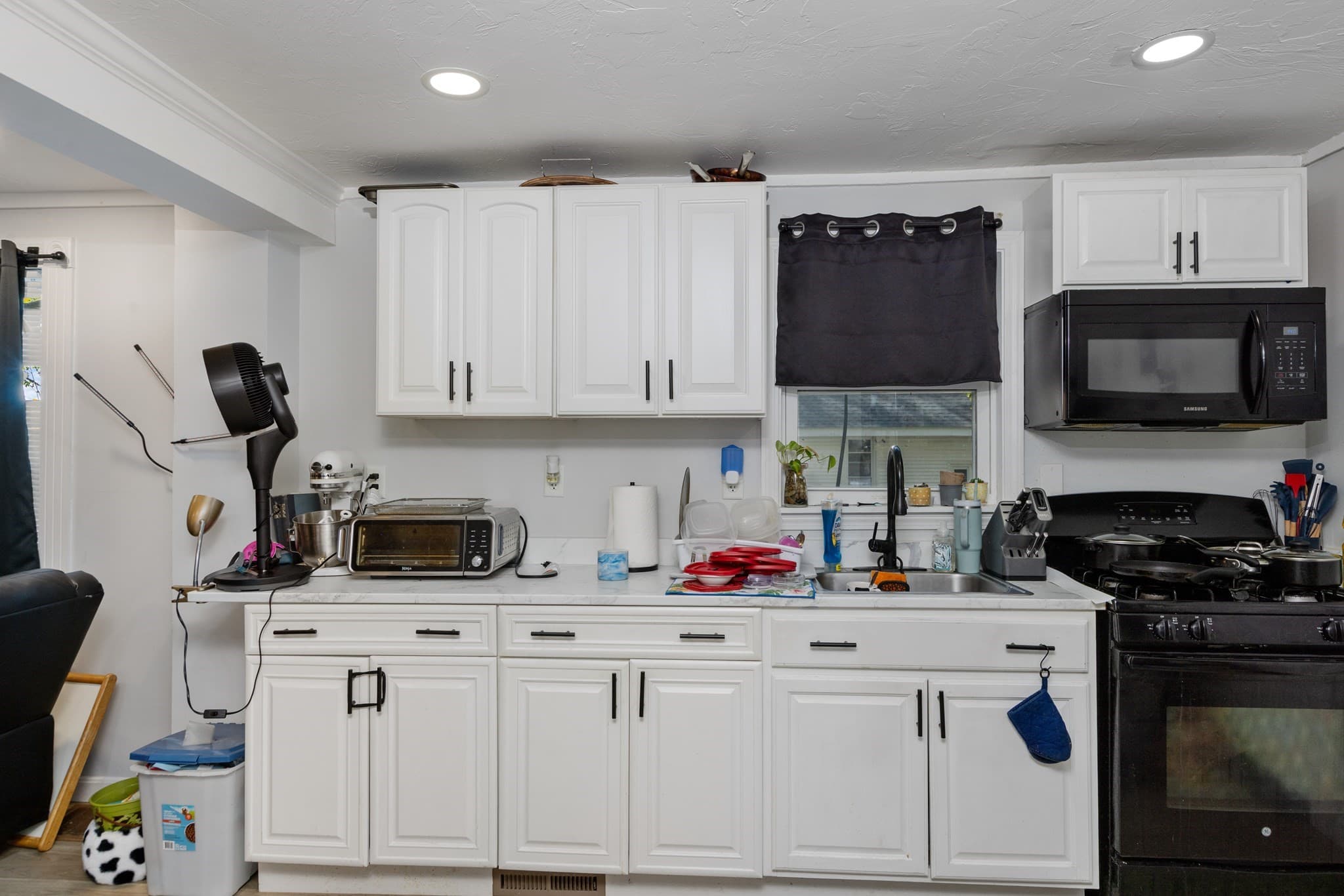 Multi Family at 112 Marshall St, Fitchburg MA 01420, Fitchburg, photo 8 of 36