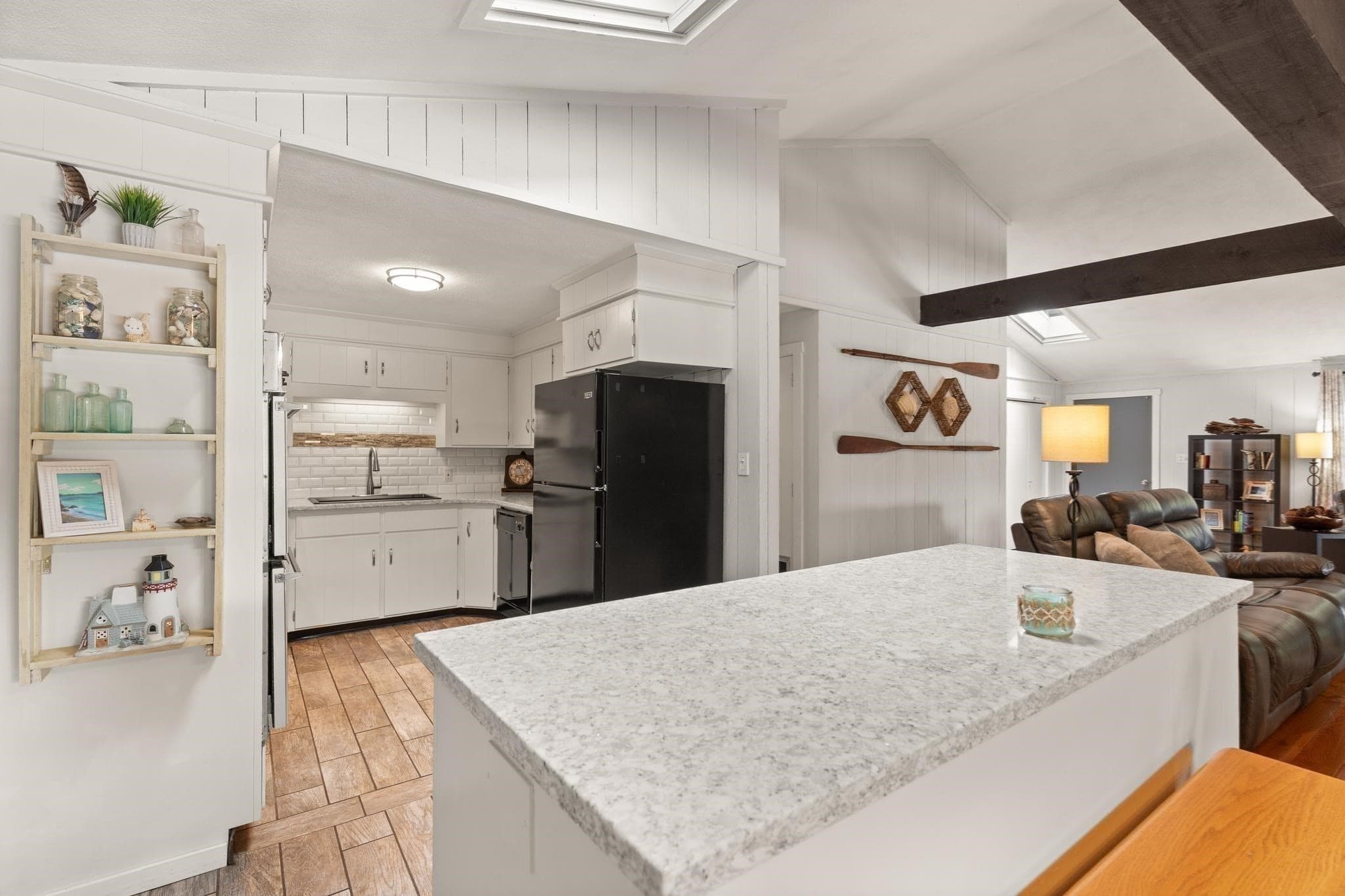 Single Family Residence at 8 Fountain Spring Lane, Johnston RI 02919, Johnston, photo 5 of 27