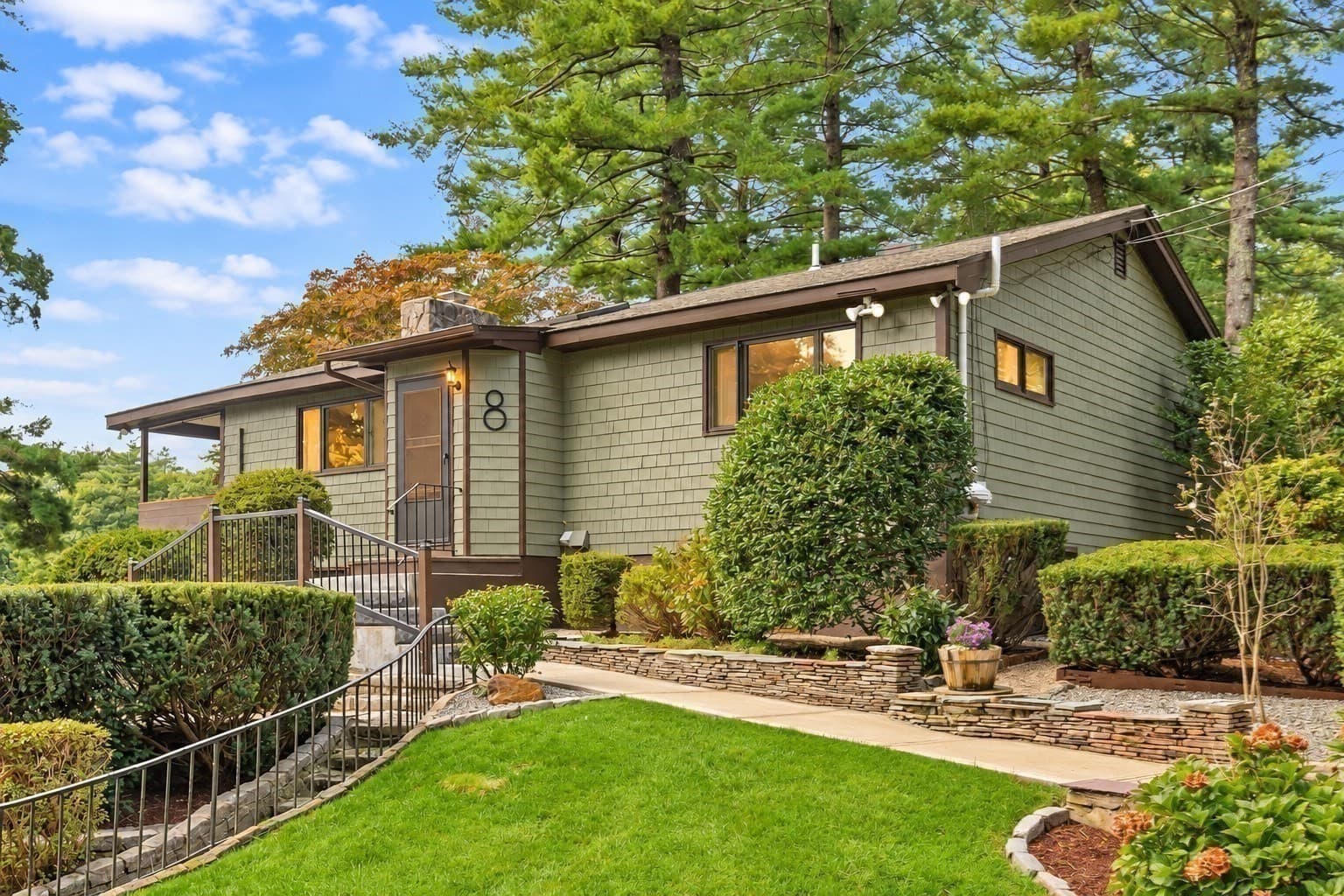 Single Family Residence at 8 Fountain Spring Lane, Johnston RI 02919, Johnston, photo 24 of 27