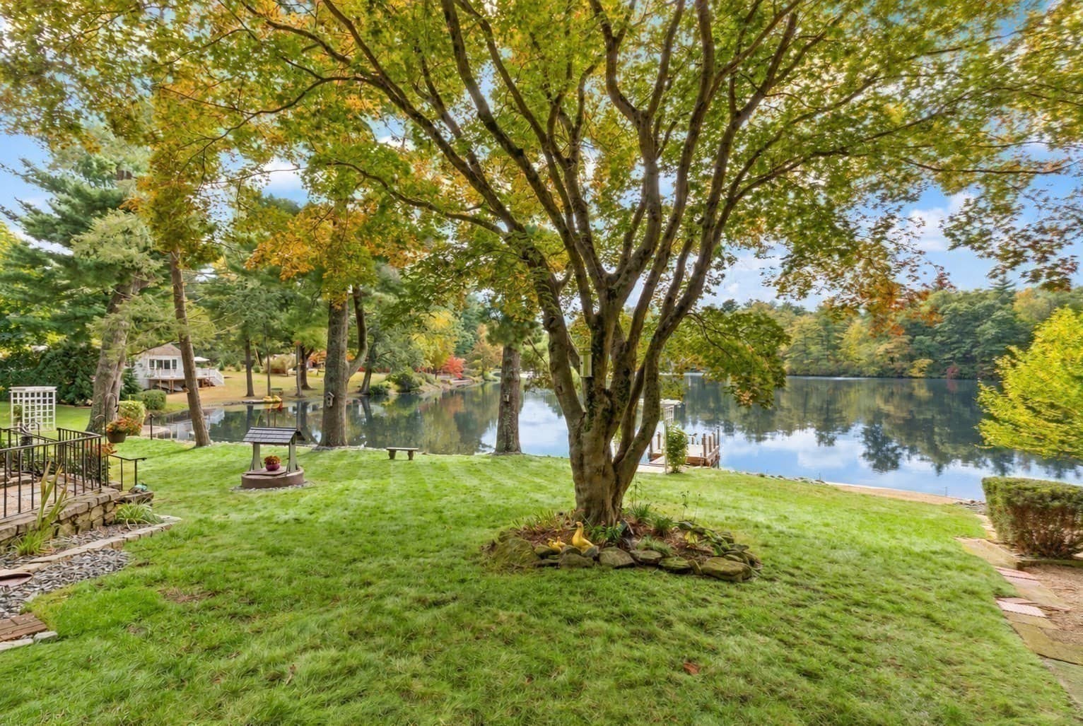 Single Family Residence at 8 Fountain Spring Lane, Johnston RI 02919, Johnston, photo 14 of 27
