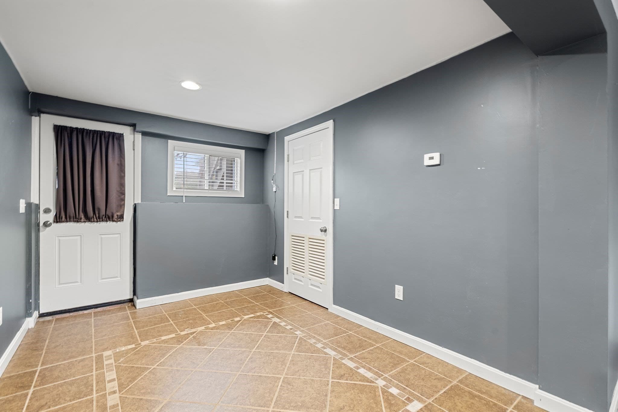 Single Family Residence at 17 Brigati Ter, Framingham MA 01701, Framingham, photo 27 of 36