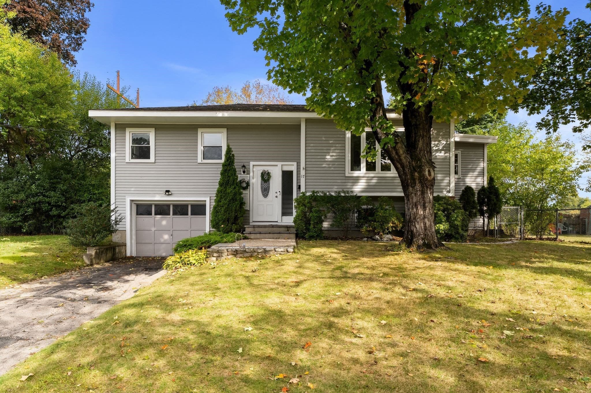 17 Brigati Ter, Framingham MA 01701