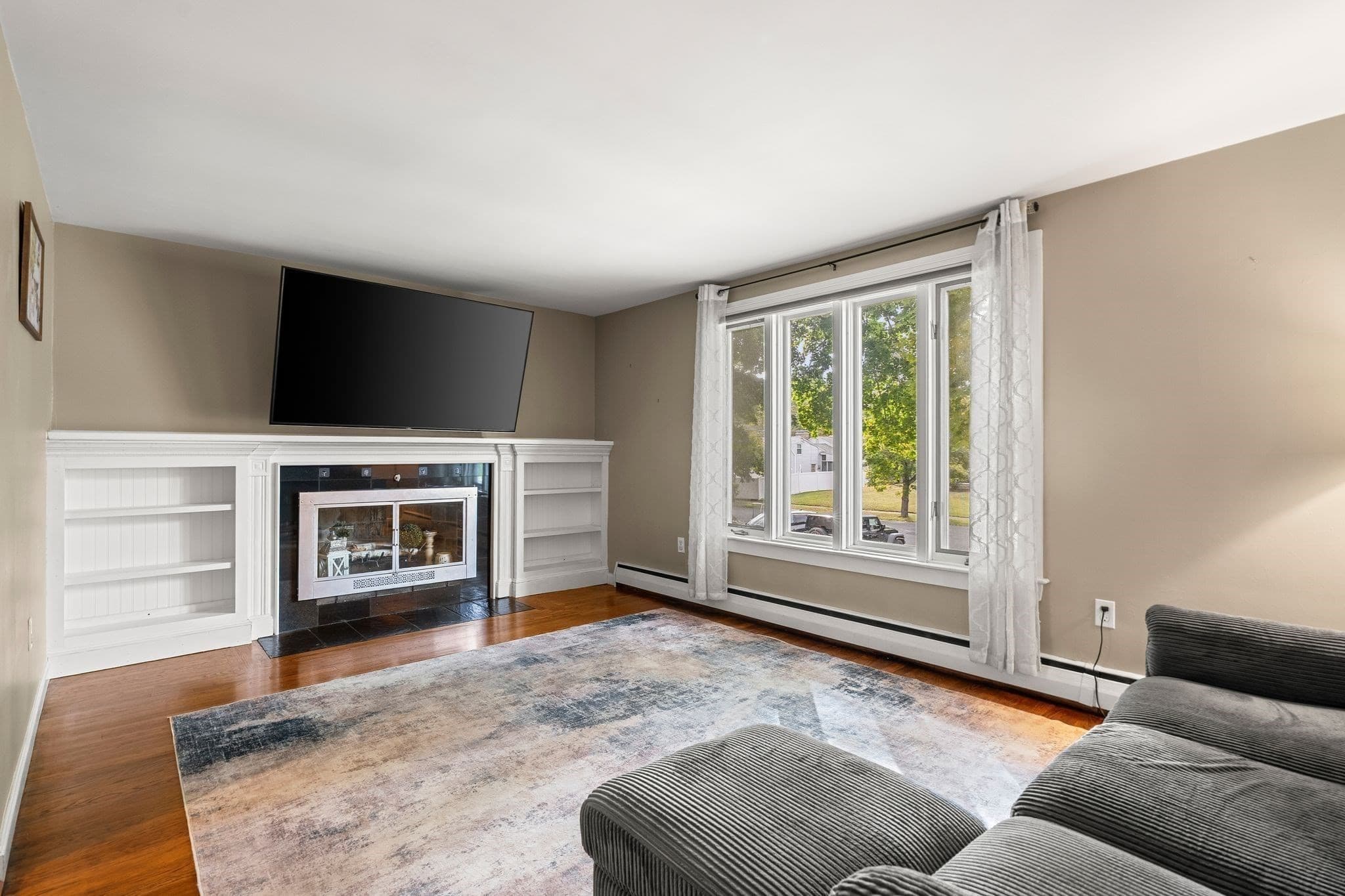 Single Family Residence at 17 Brigati Ter, Framingham MA 01701, Framingham, photo 5 of 36