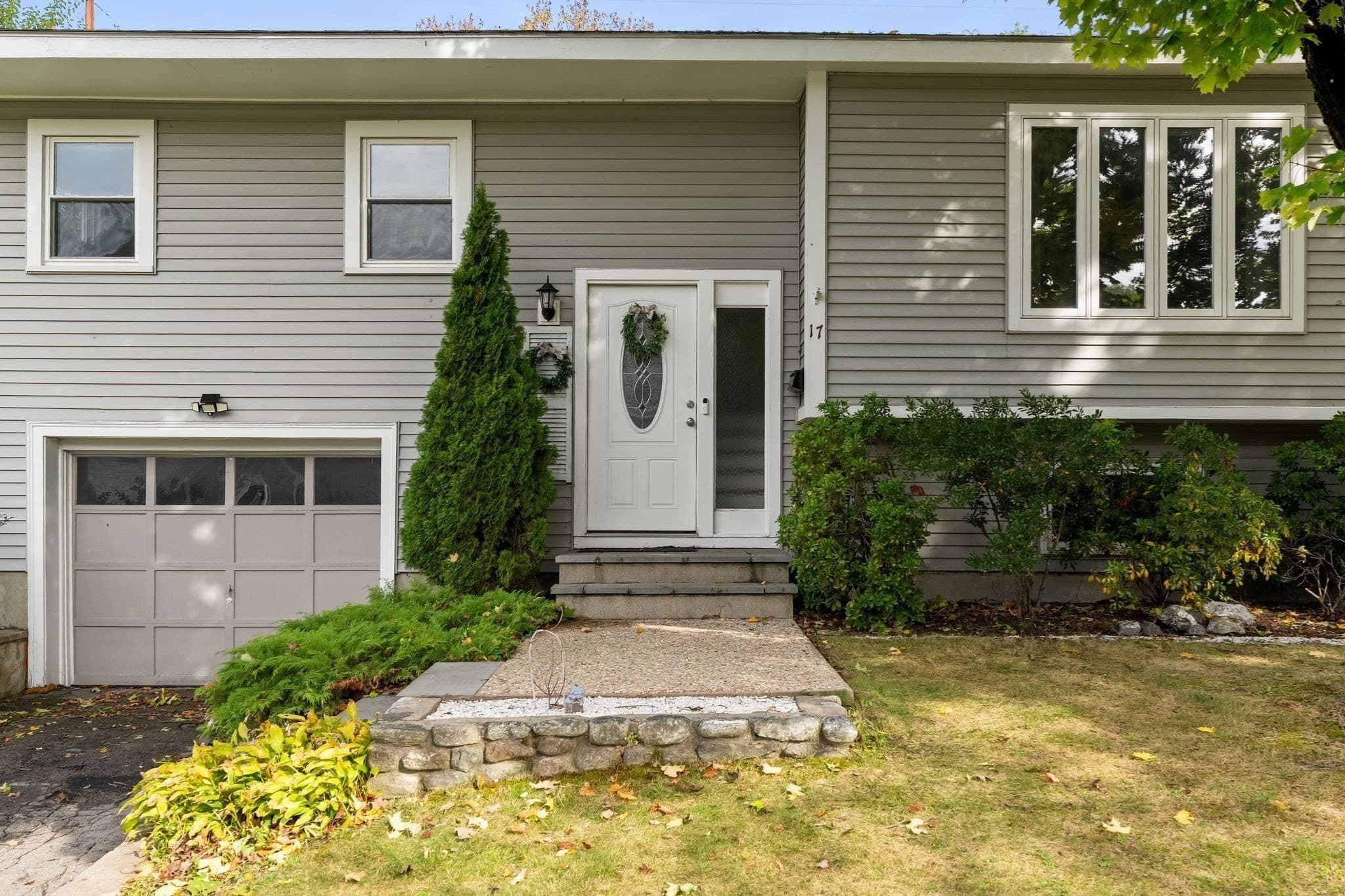 Single Family Residence at 17 Brigati Ter, Framingham MA 01701, Framingham, photo 4 of 36