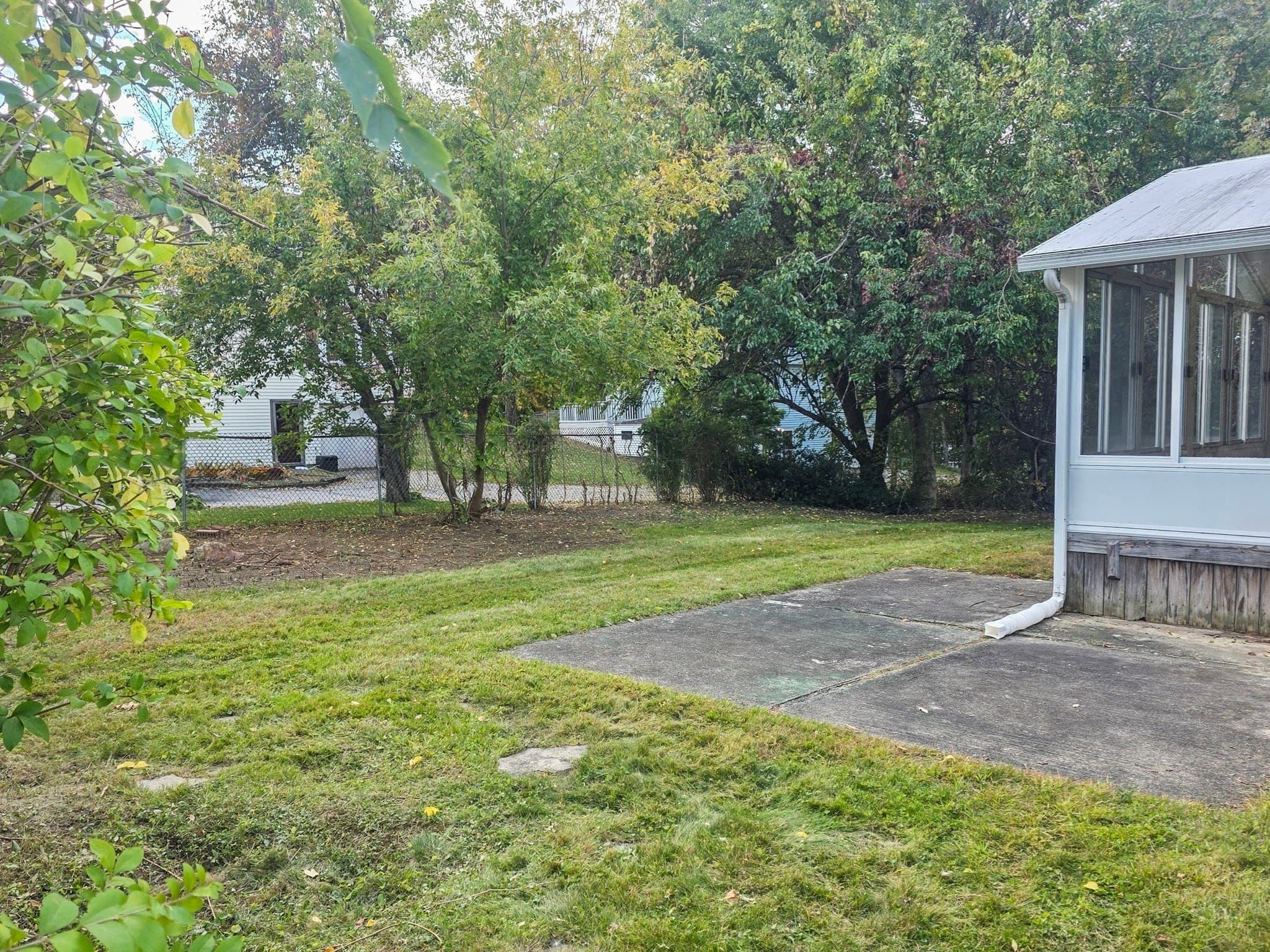 Single Family Residence at 25 Barrett Ave, Worcester MA 01605, Worcester, photo 16 of 23