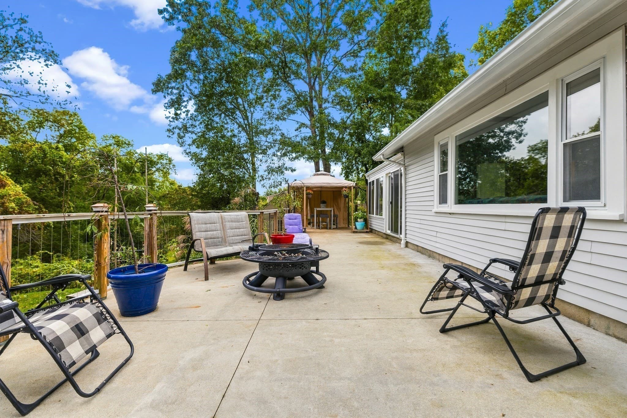 Single Family Residence at 8 Bloomfield Ave, Middleboro MA 02346, Middleboro, photo 23 of 27