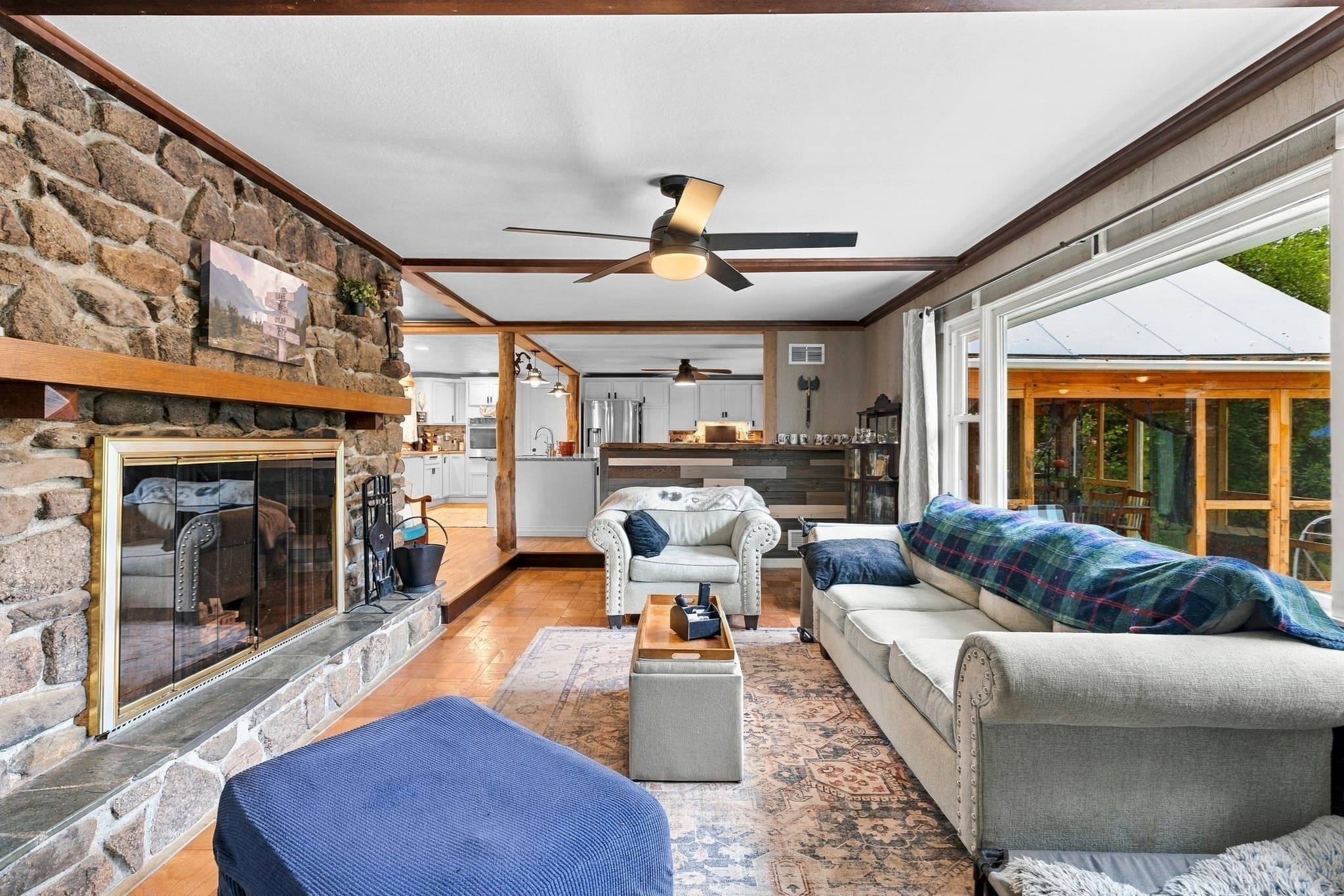 Single Family Residence at 8 Bloomfield Ave, Middleboro MA 02346, Middleboro, photo 12 of 27