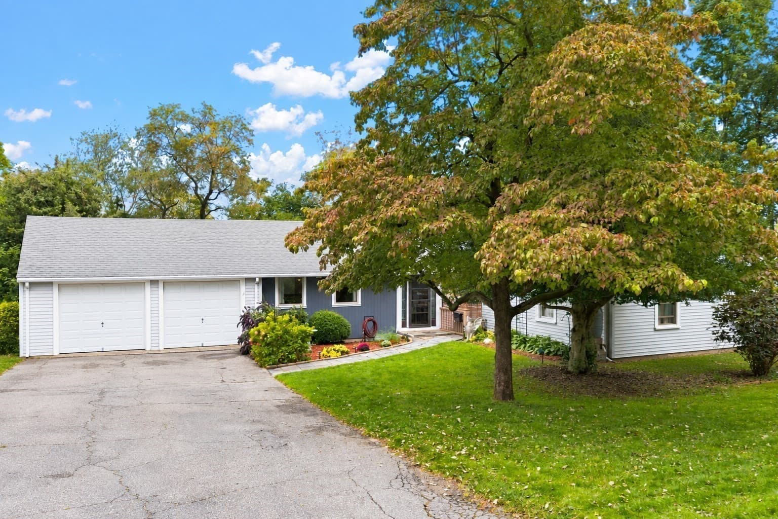 Single Family Residence at 8 Bloomfield Ave, Middleboro MA 02346, Middleboro, photo 26 of 27