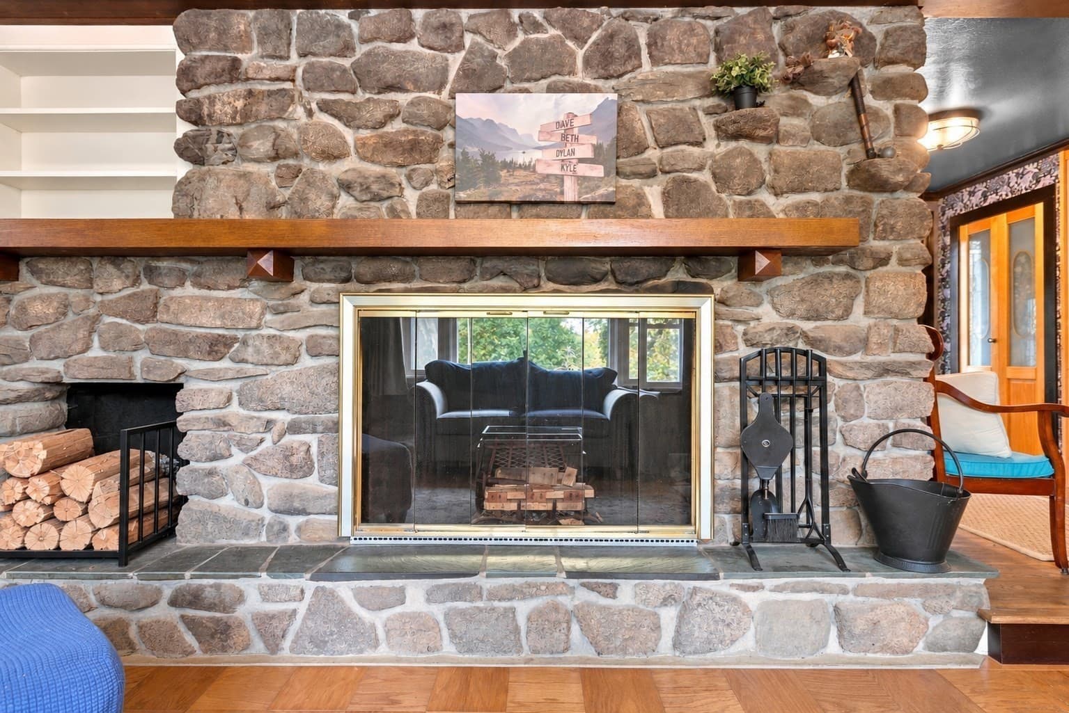 Single Family Residence at 8 Bloomfield Ave, Middleboro MA 02346, Middleboro, photo 10 of 27