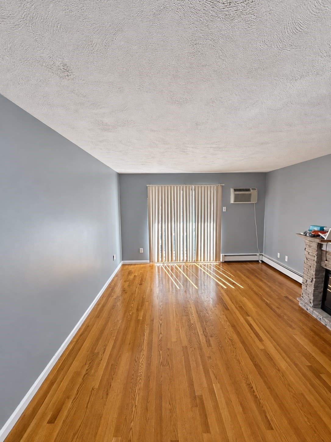 Condominium at 458-460 Eastern Ave # 15, Lynn MA 01902, Lynn, photo 7 of 14