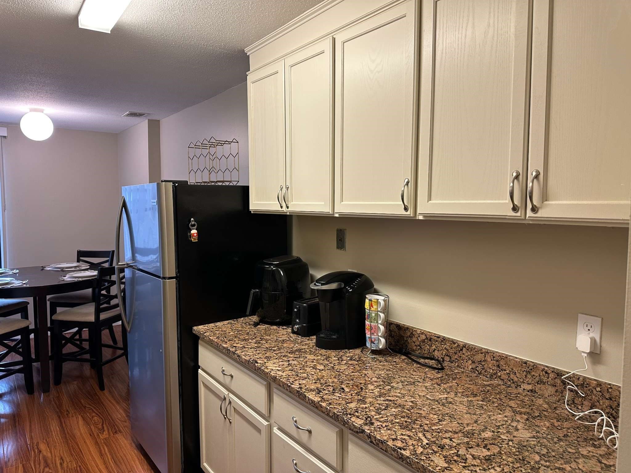 Condominium at 20 Shrewsbury Green Dr # G, Shrewsbury MA 01545, Shrewsbury, photo 9 of 20