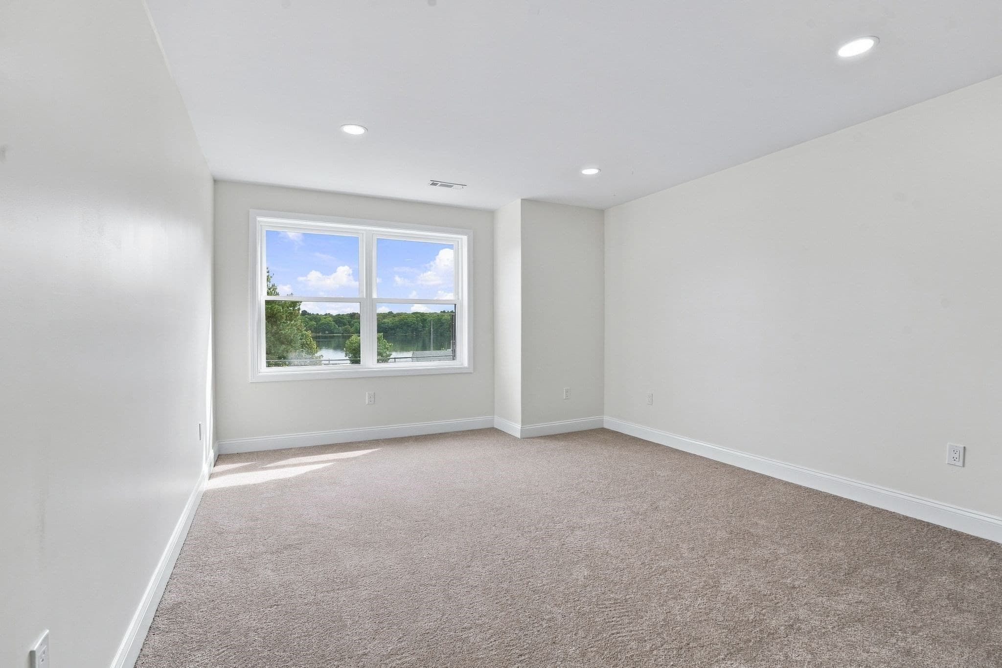 Condominium at 2120 Water St # 2, Dighton MA 02715, Dighton, photo 19 of 31