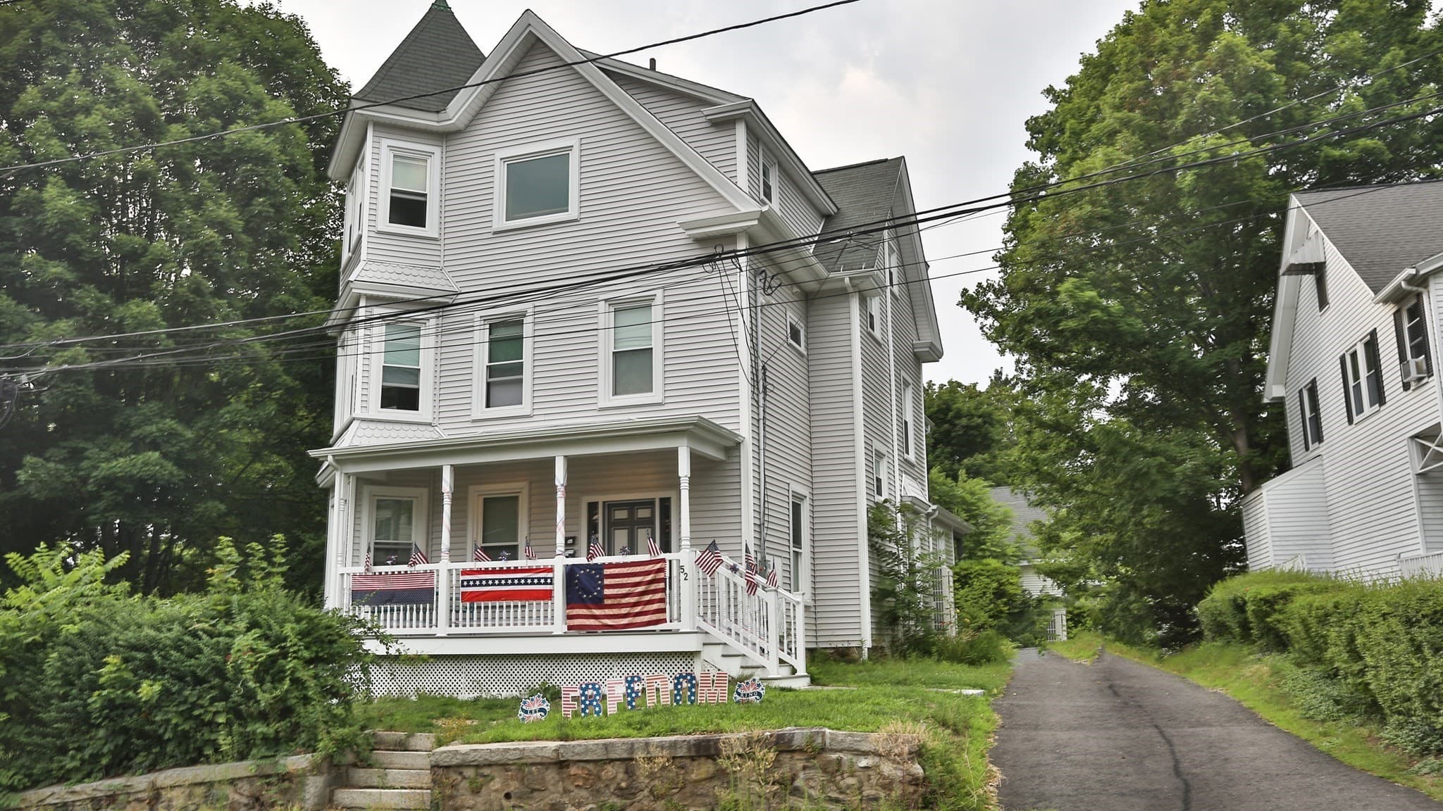 3 Family - 3 Units Up/Down at 52 Shawmut Ave, Marlborough MA 01752, Marlborough, photo 2 of 12