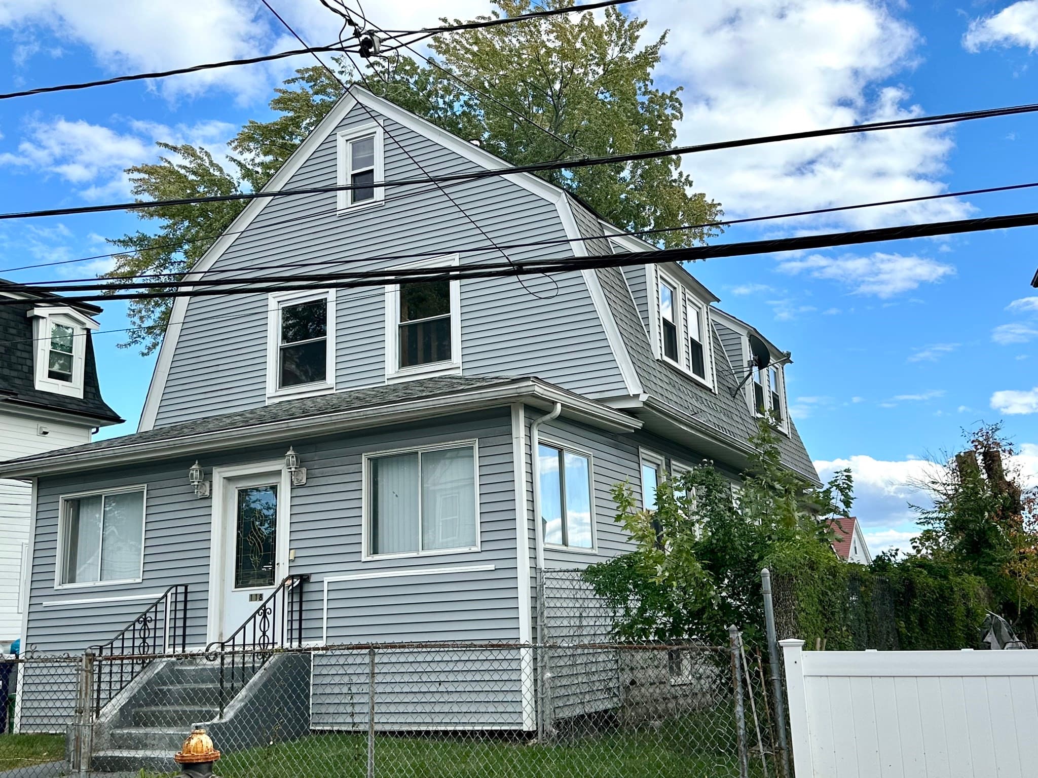 Single Family Residence at 118 Evans Street, Boston MA 02124, Boston, photo 2 of 3
