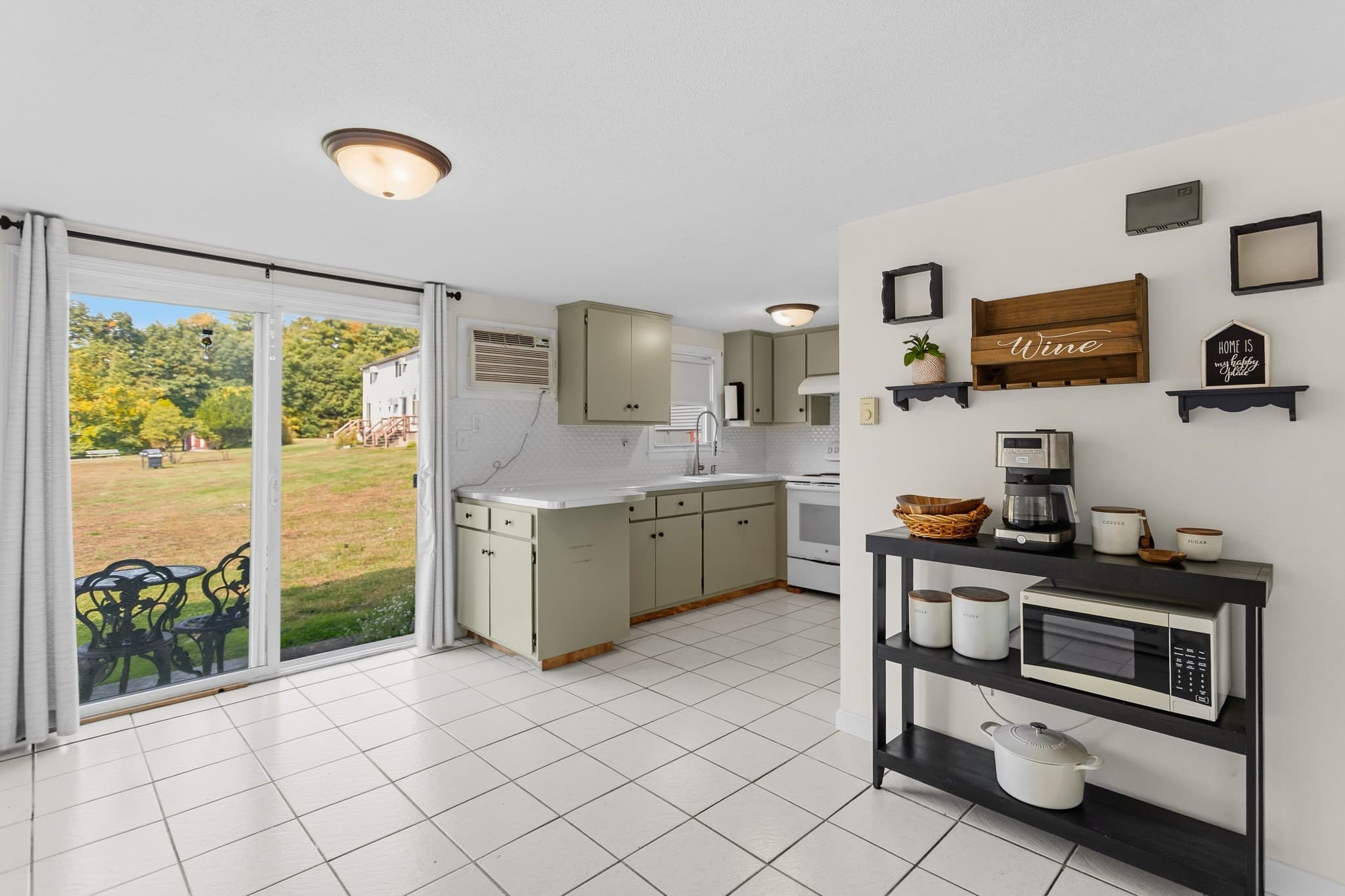 Condominium at 18 Westford Road # 34, Ayer MA 01432, Ayer, photo 6 of 28