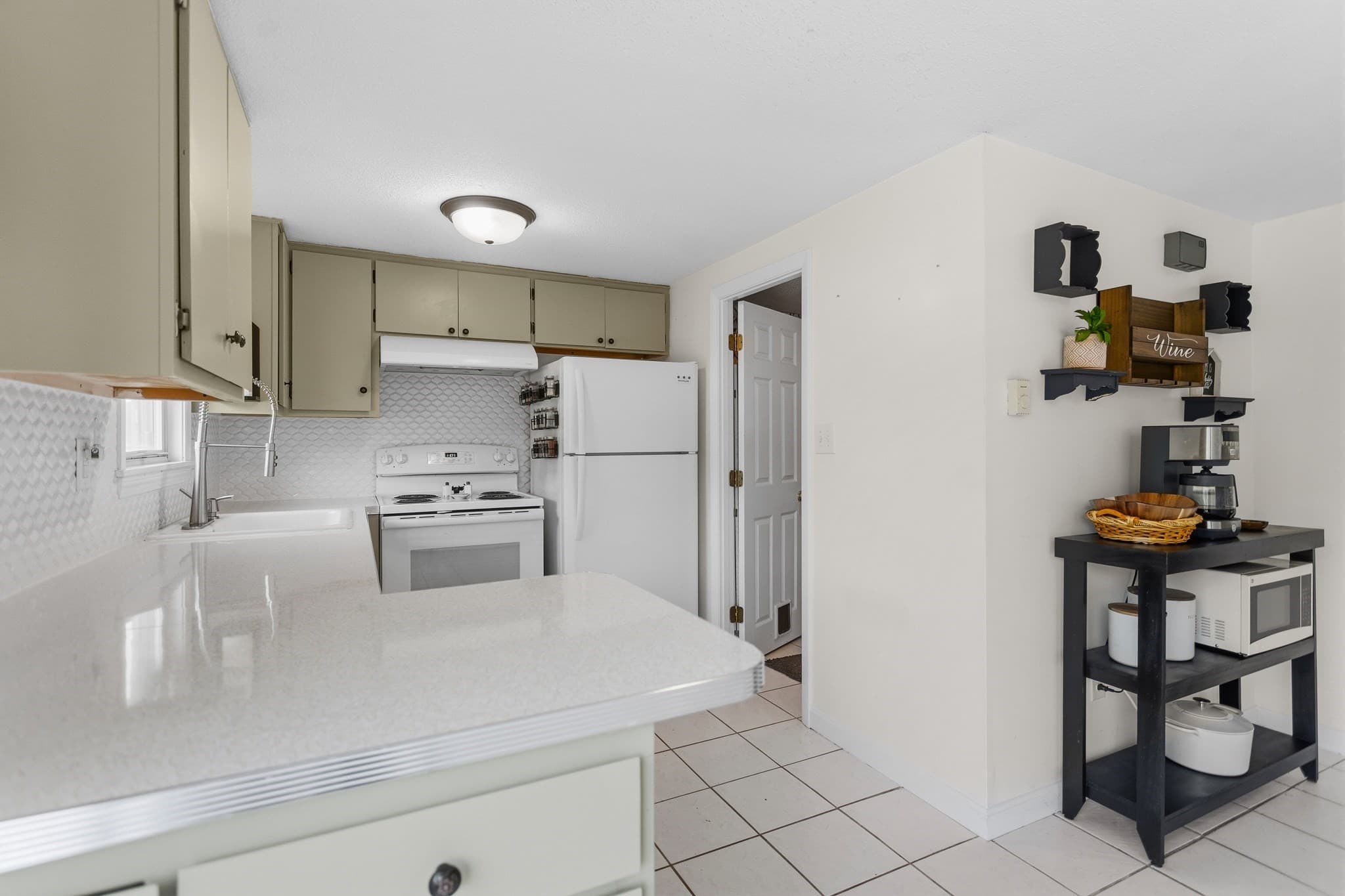 Condominium at 18 Westford Road # 34, Ayer MA 01432, Ayer, photo 9 of 28