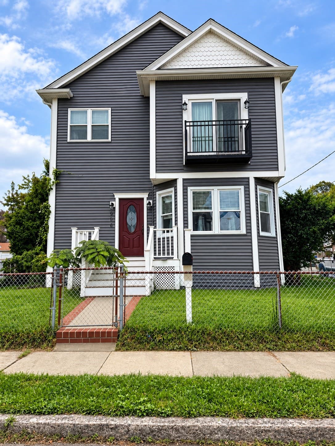Single Family Residence at 996 Walnut St, Fall River MA 02720, Fall River, photo 2 of 30