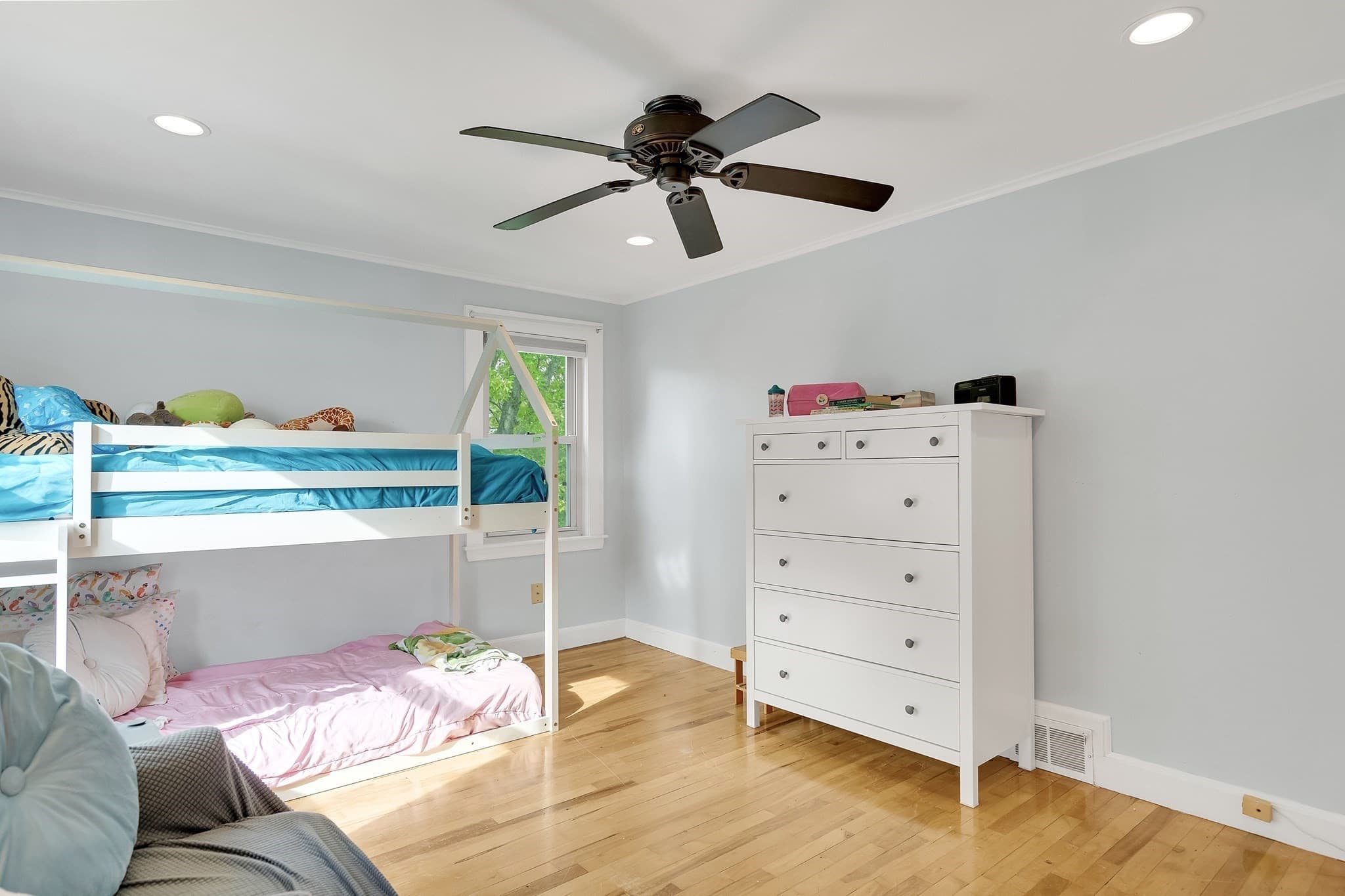 Single Family Residence at 248 Warren, Waltham MA 02453, Waltham, photo 32 of 42