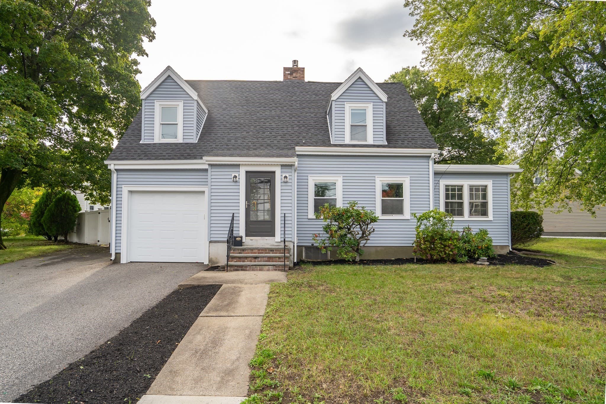 248 Warren, Waltham MA 02453