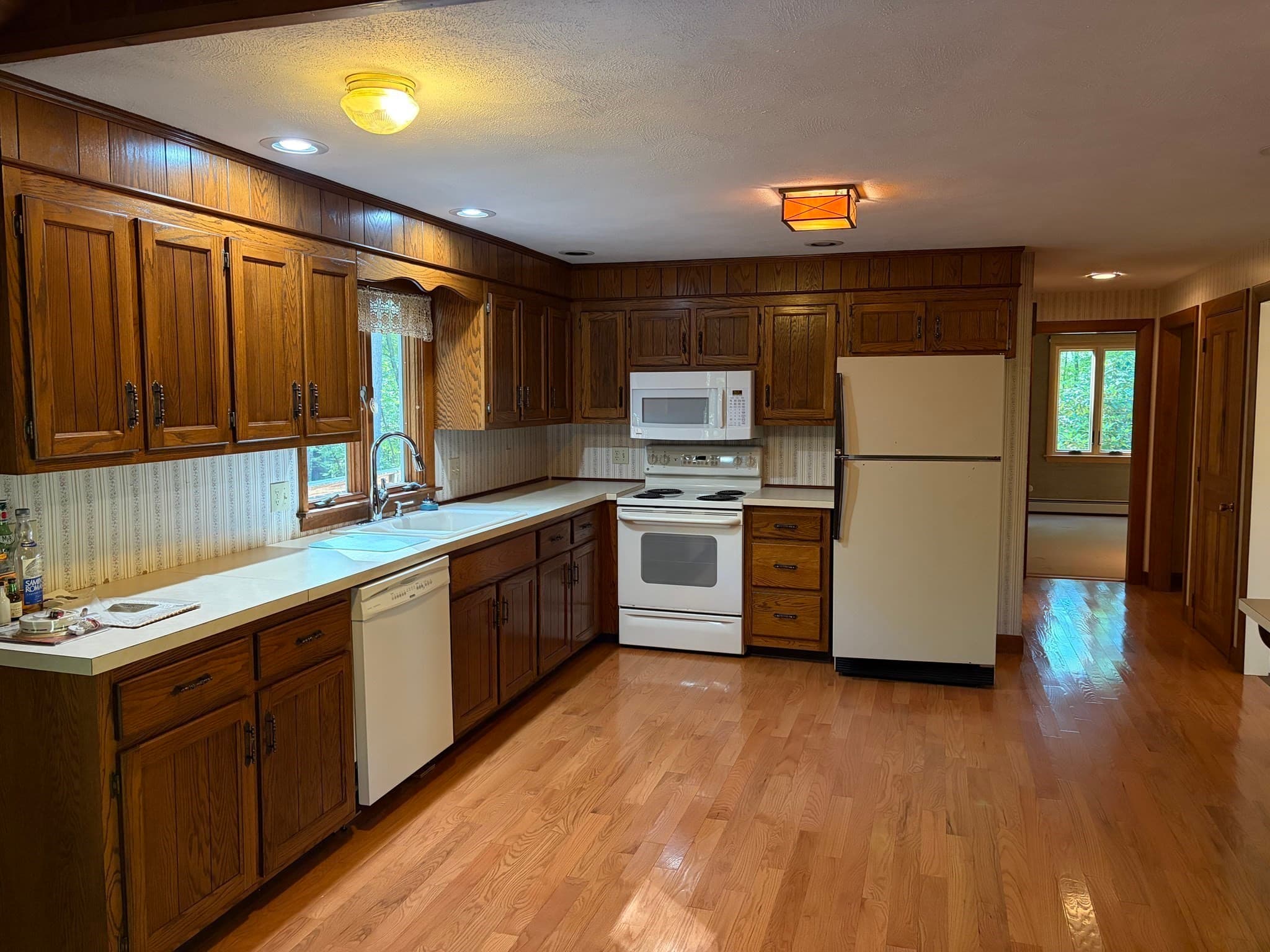 Single Family Residence at 23 Forest St, Upton MA 01568, Upton, photo 11 of 38