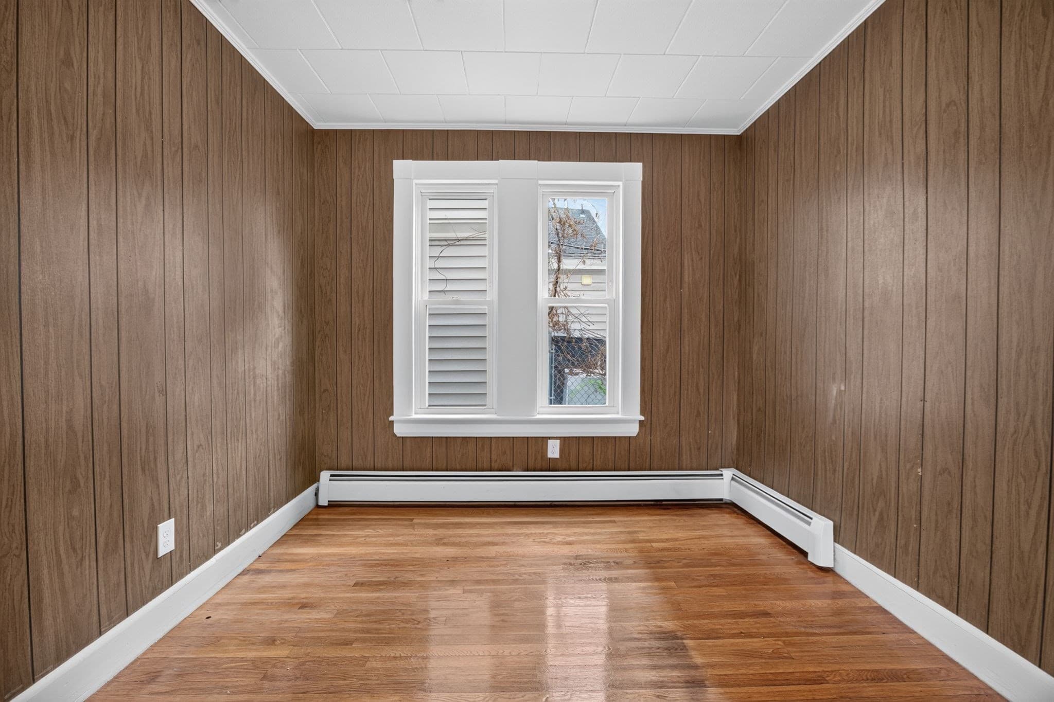 Multi Family at 16 Berkeley St, Lawrence MA 01841, Lawrence, photo 16 of 37