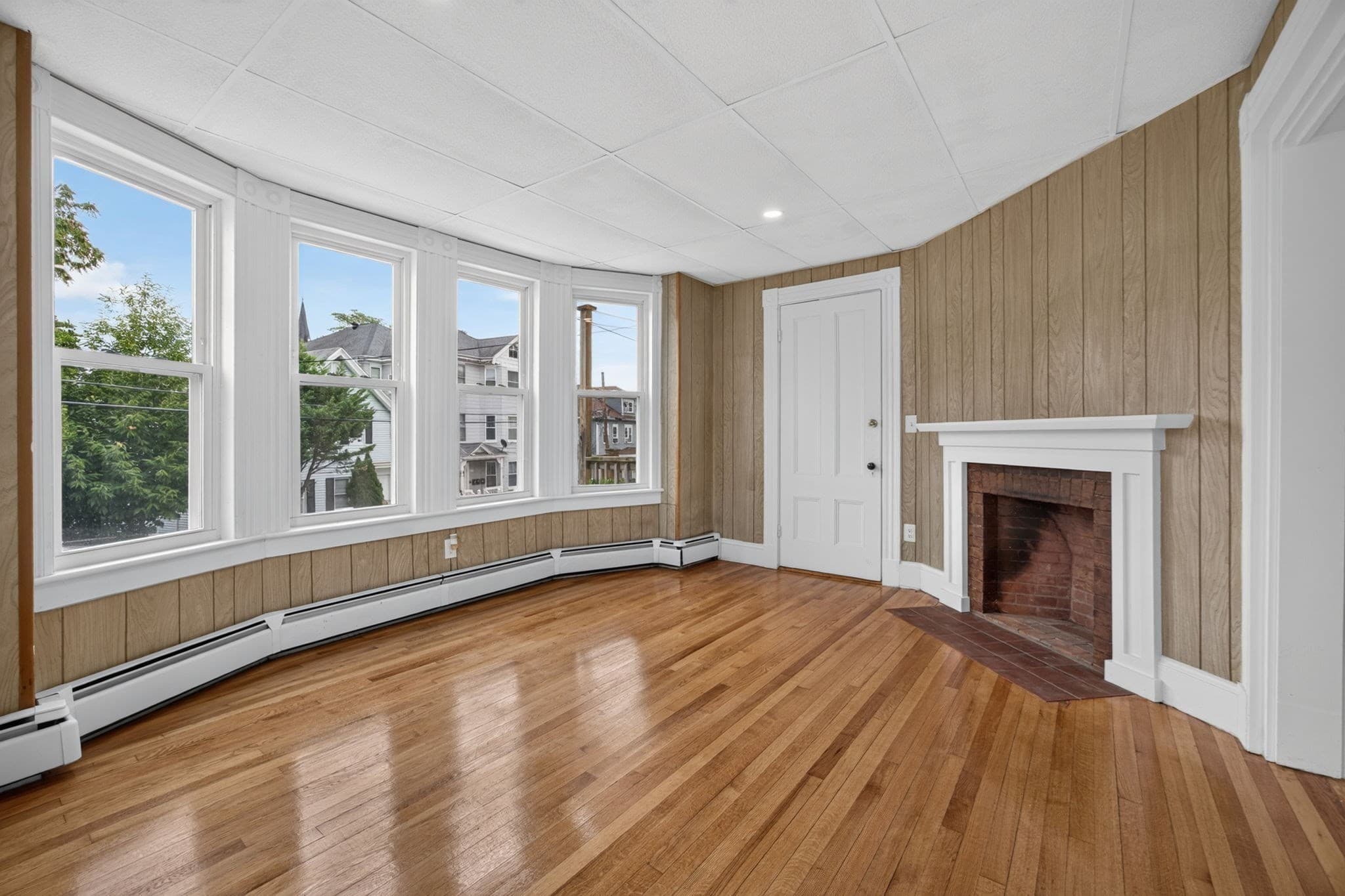 Multi Family at 16 Berkeley St, Lawrence MA 01841, Lawrence, photo 5 of 37