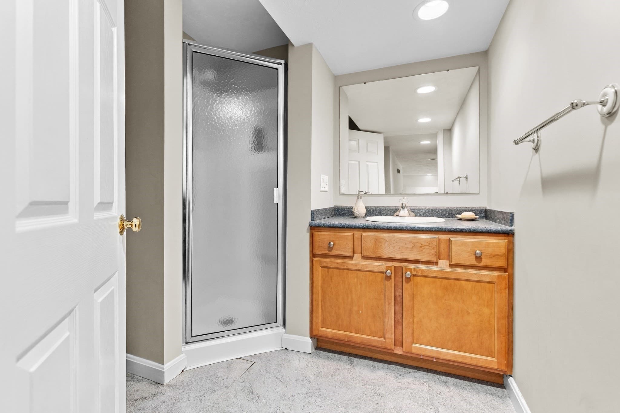 Single Family Residence at 12 Lancelot Road, Shrewsbury MA 01545, Shrewsbury, photo 31 of 39