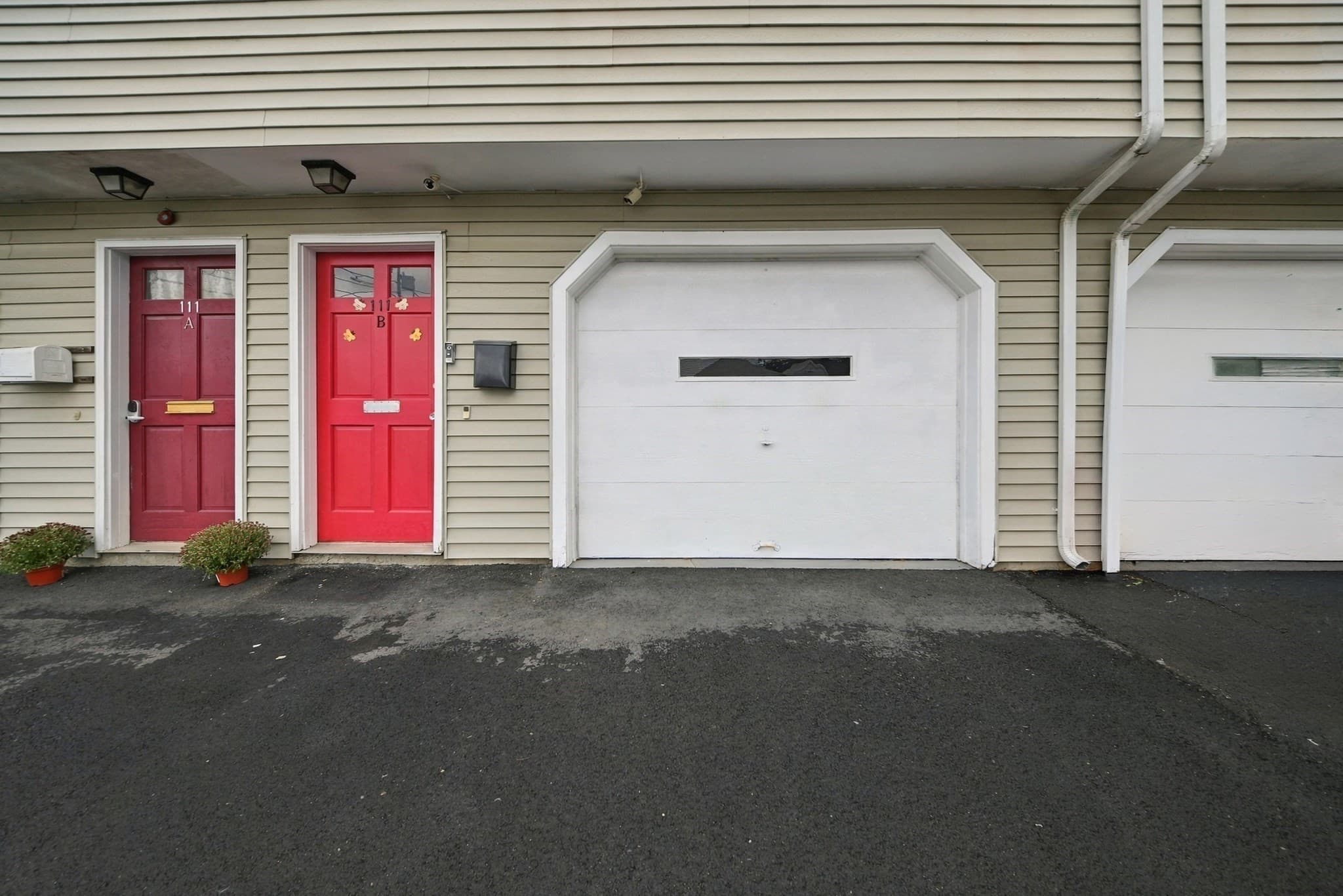 Condominium at 111 Cambridge St # B, Lawrence MA 01843, Lawrence, photo 3 of 26