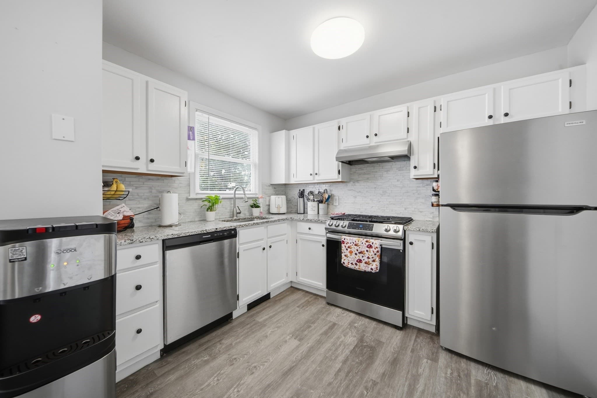 Condominium at 111 Cambridge St # B, Lawrence MA 01843, Lawrence, photo 5 of 26