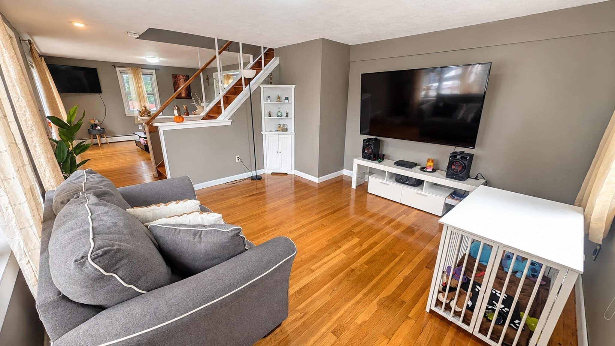 Single Family Residence at 9 Summit Ave, Saugus MA 01906, Saugus, photo 6 of 31