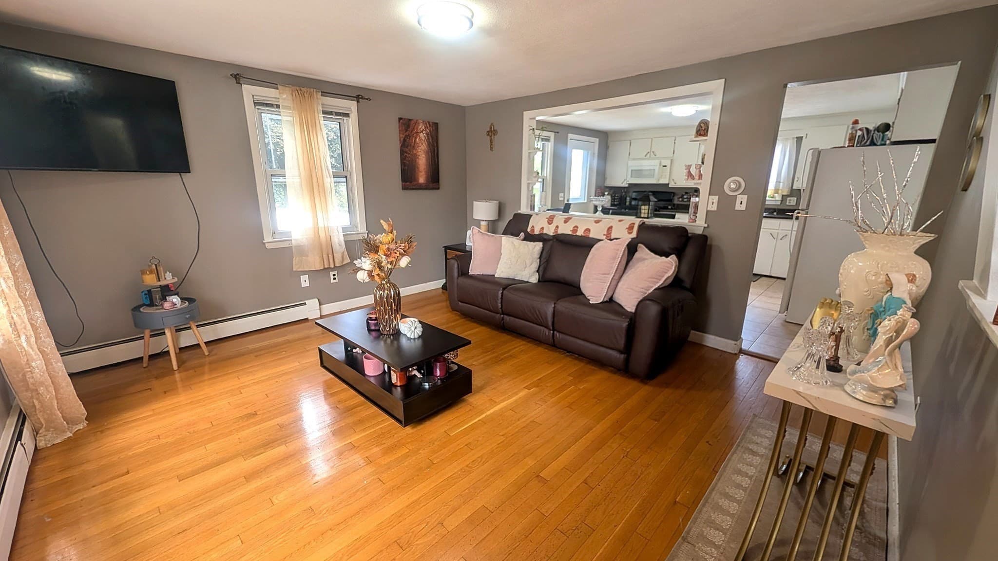 Single Family Residence at 9 Summit Ave, Saugus MA 01906, Saugus, photo 5 of 31