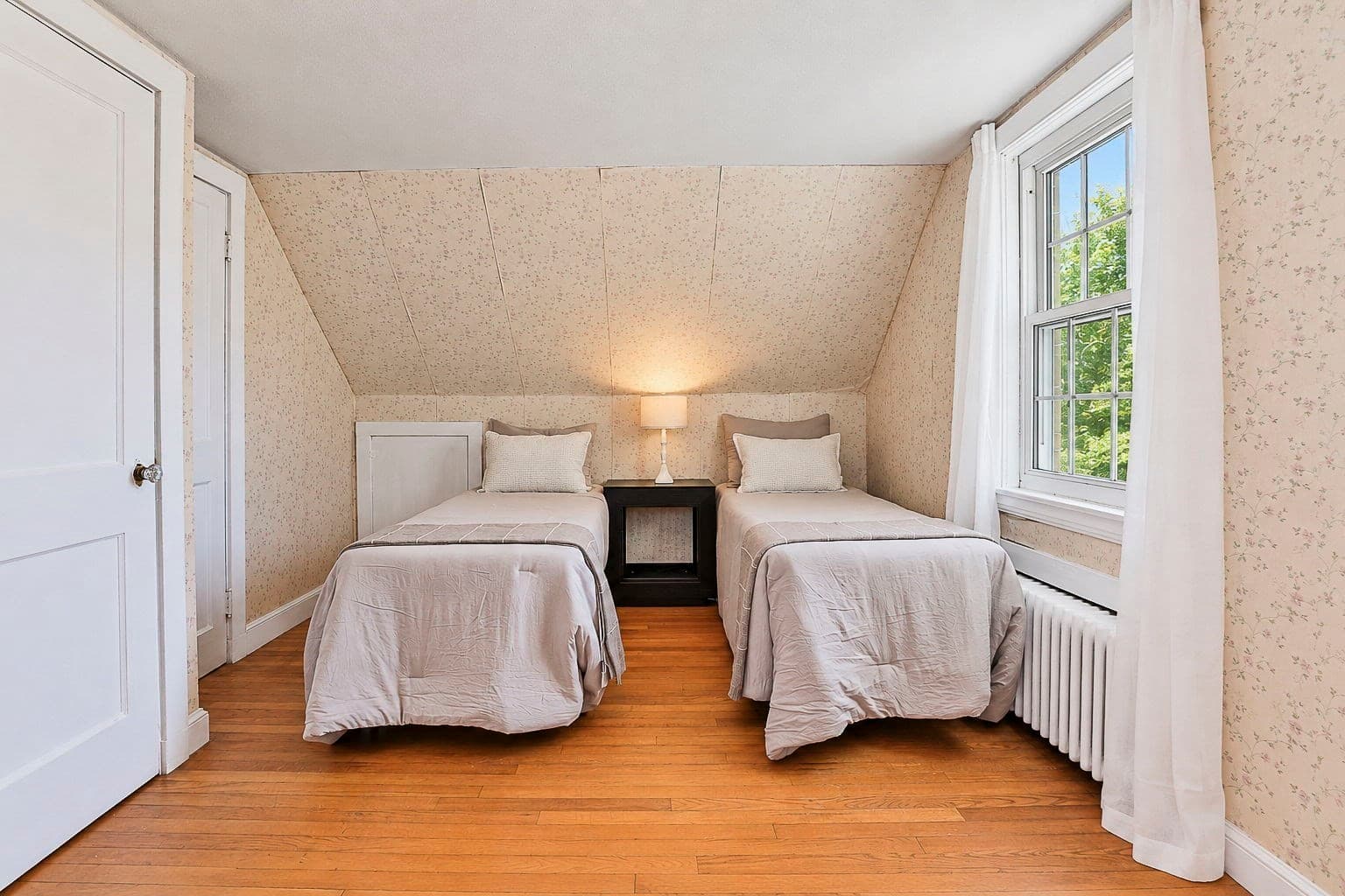 Single Family Residence at 77 Paon Blvd, Wakefield MA 01880, Wakefield, photo 27 of 39
